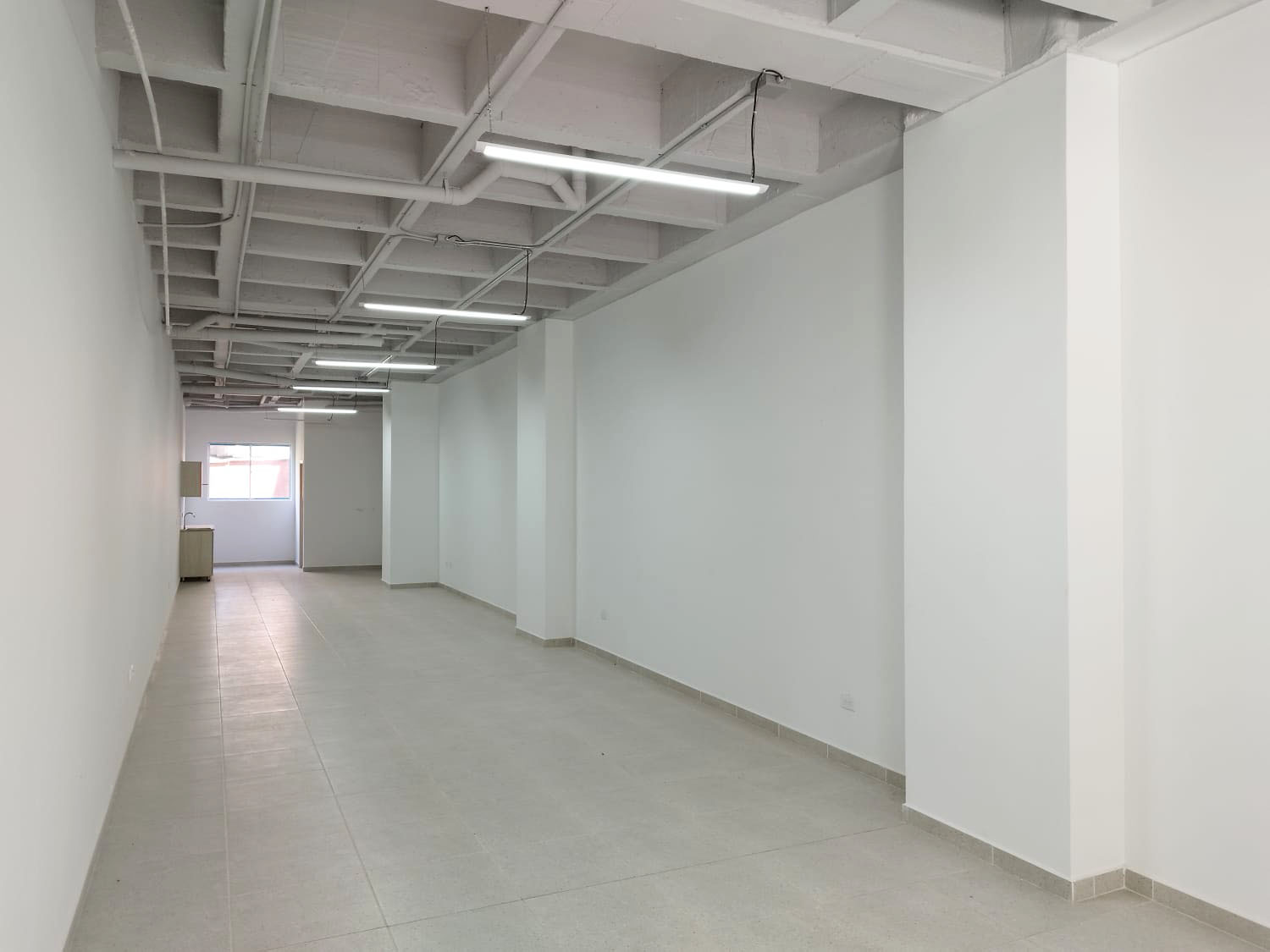 Local en venta en Maria Auxiliadora, Sabaneta, 274 m² · foto 13 de 17
