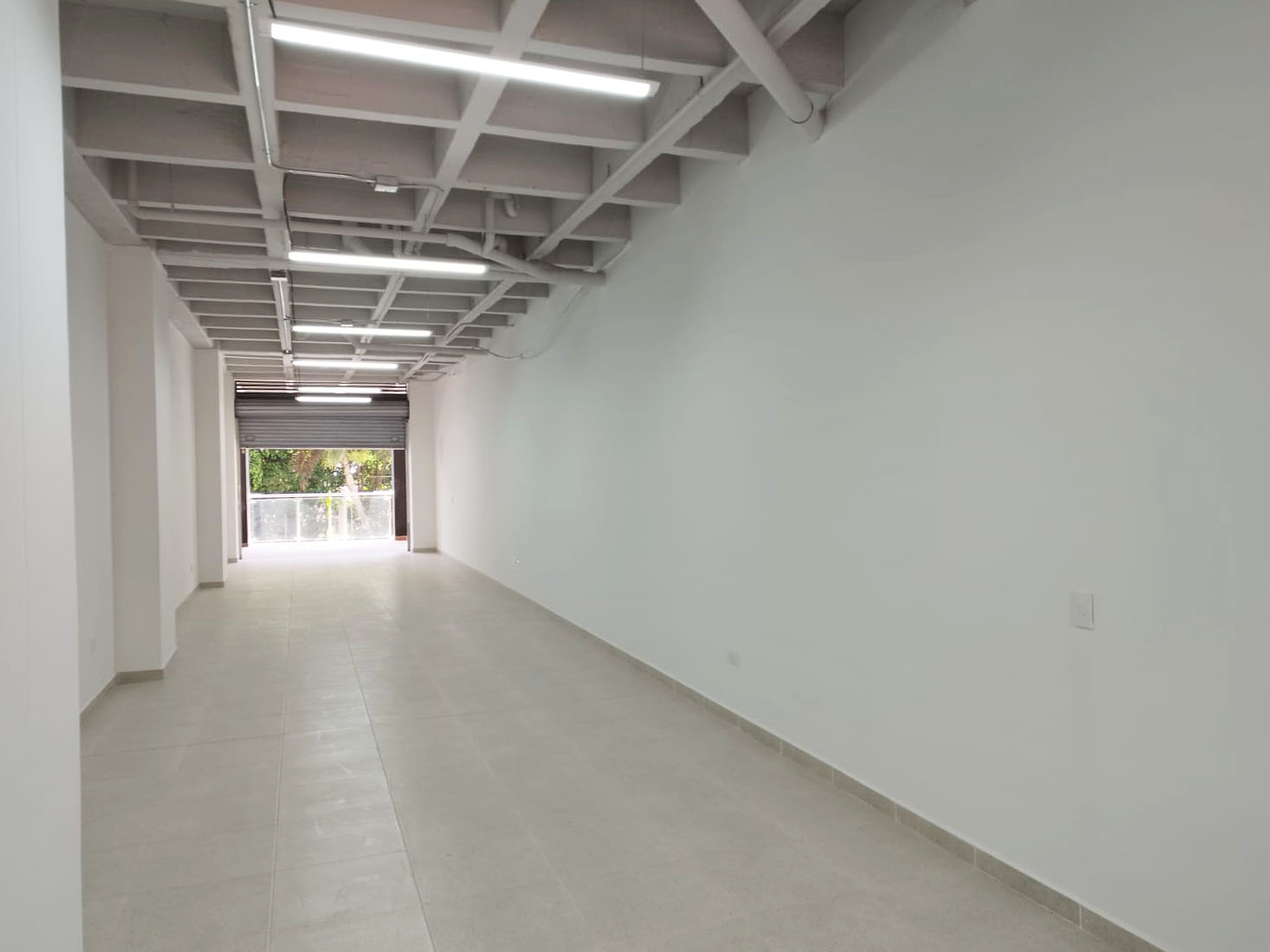 Local en venta en Maria Auxiliadora, Sabaneta, 274 m² · foto 8 de 17