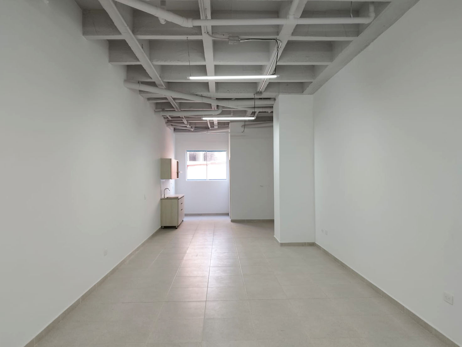 Local en venta en Maria Auxiliadora, Sabaneta, 274 m² · foto 9 de 17