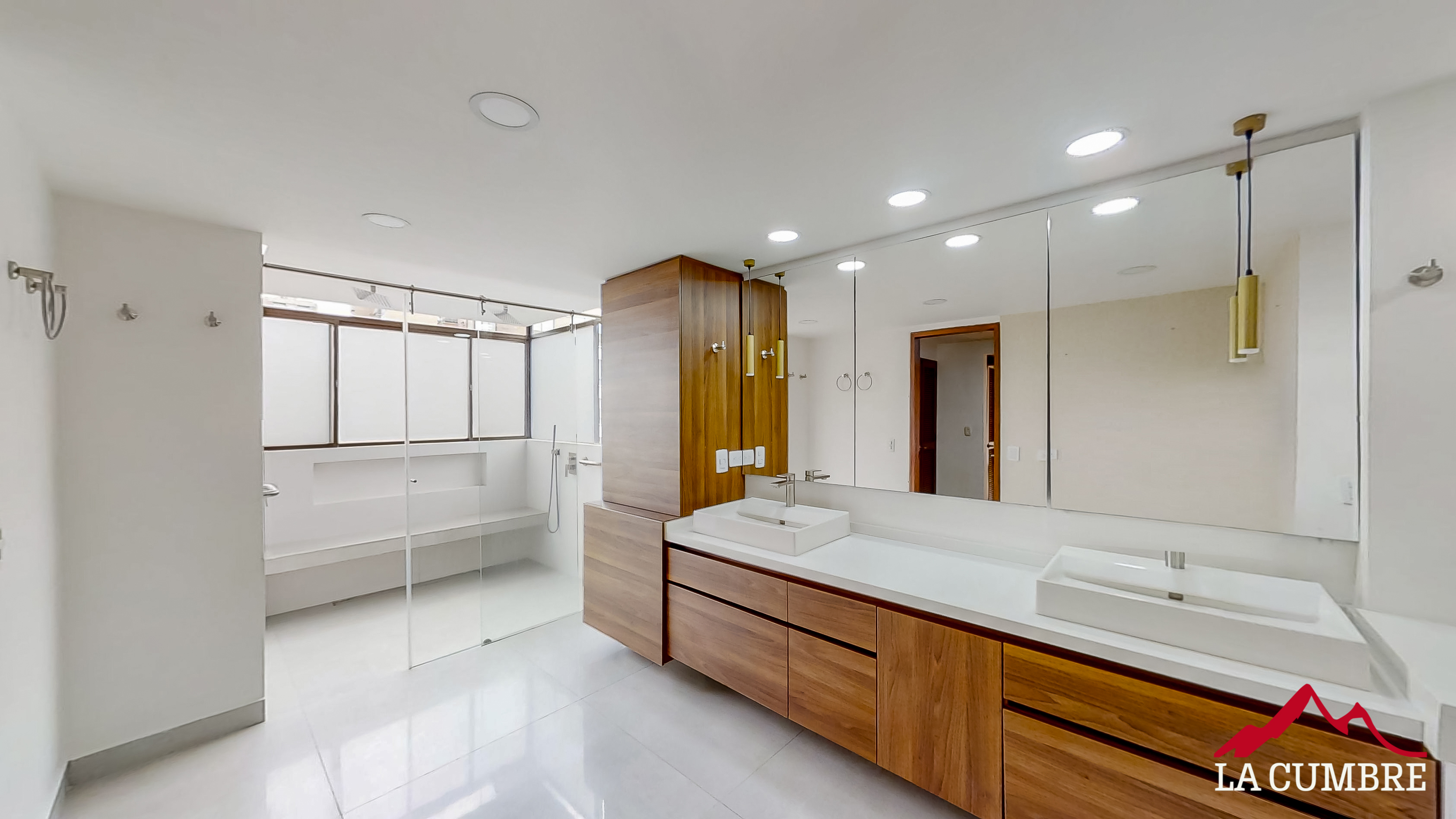 Apartamento en arriendo en Alejandria, Medellín · foto 8 de 12