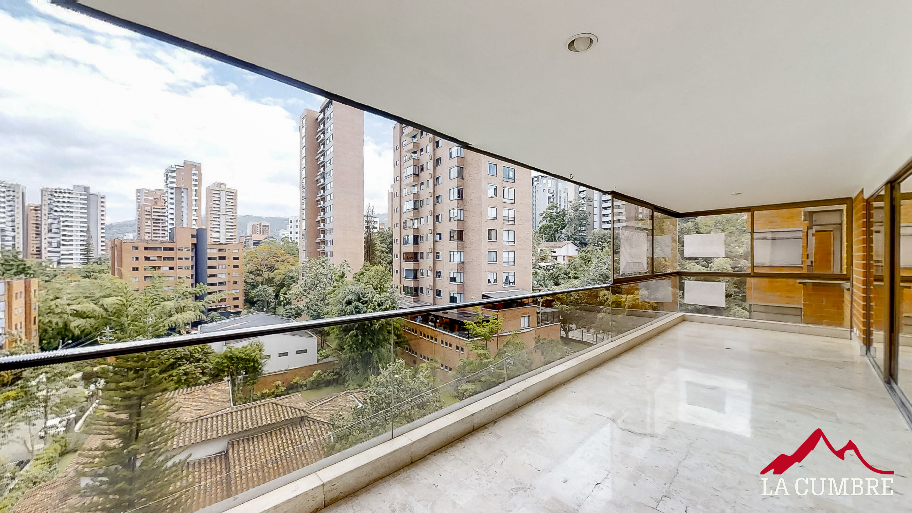 Apartamento en arriendo en Alejandria, Medellín · foto 9 de 12