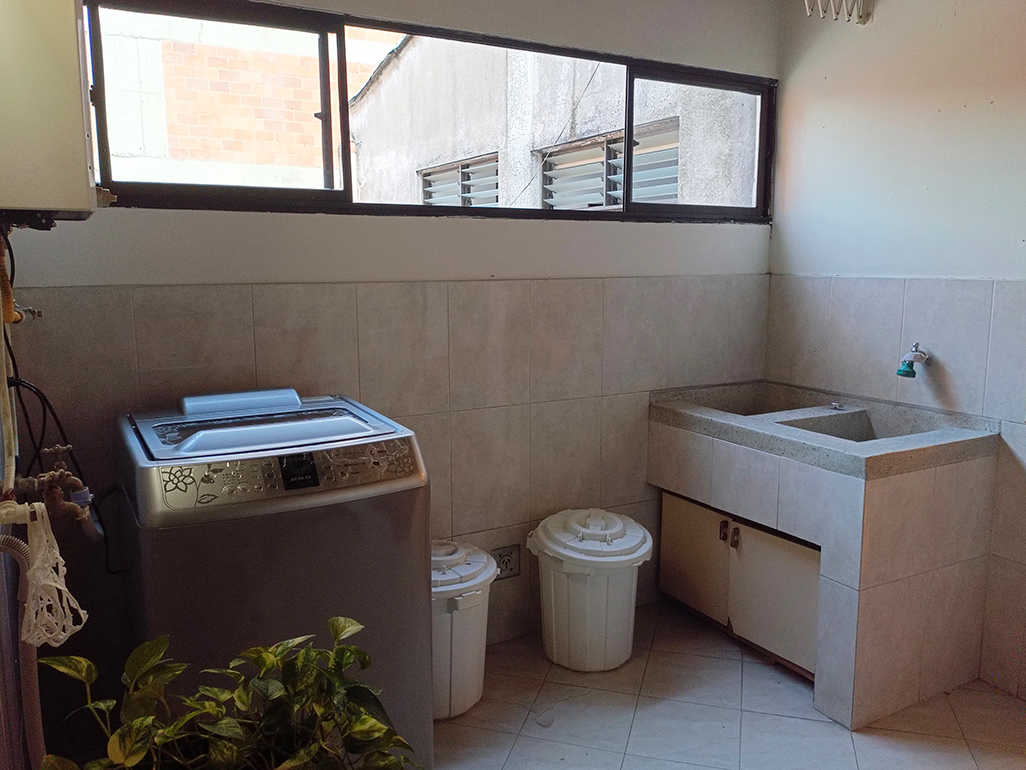 Apartamento de 3 alcobas en arriendo en El Nogal- Los Almendros, Medellín, 153 m² · foto 17 de 17