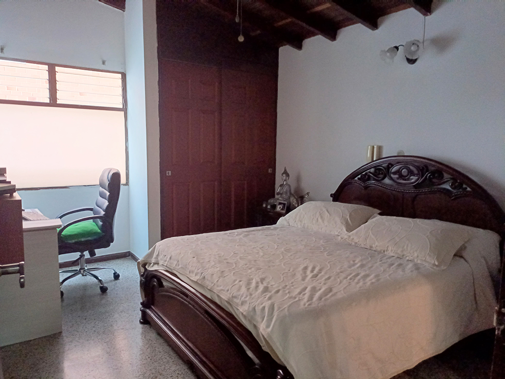 Apartamento de 3 alcobas en arriendo en El Nogal- Los Almendros, Medellín, 153 m² · foto 9 de 17