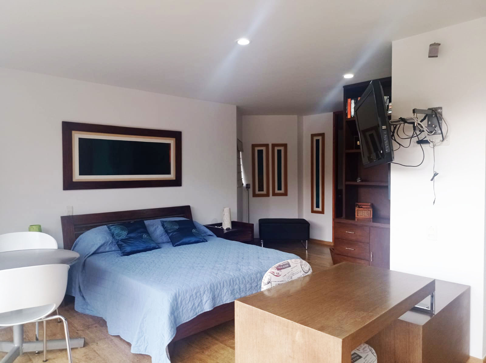 Apartamento de 1 alcoba en arriendo en La Calera, Medellín, 50 m² · foto 2 de 17