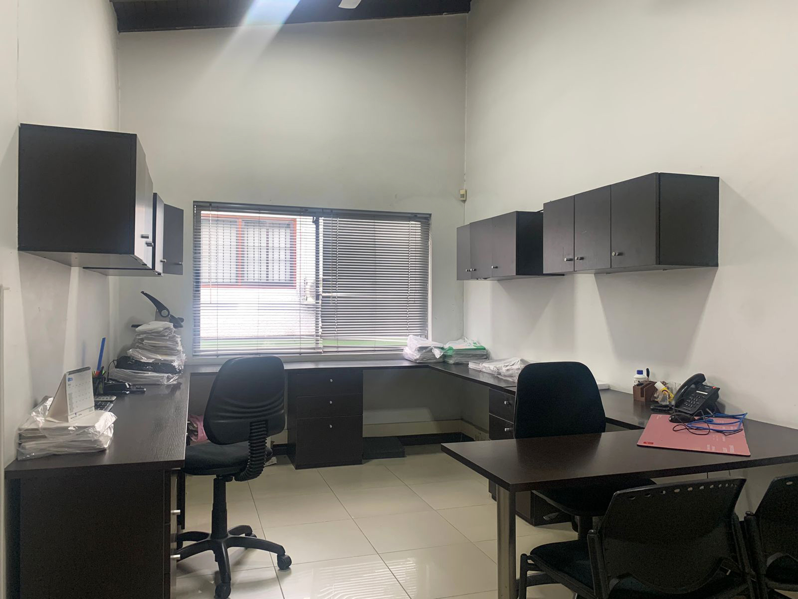 Oficina en venta en La Aguacatala, Medellín, 357 m² · foto 3 de 13