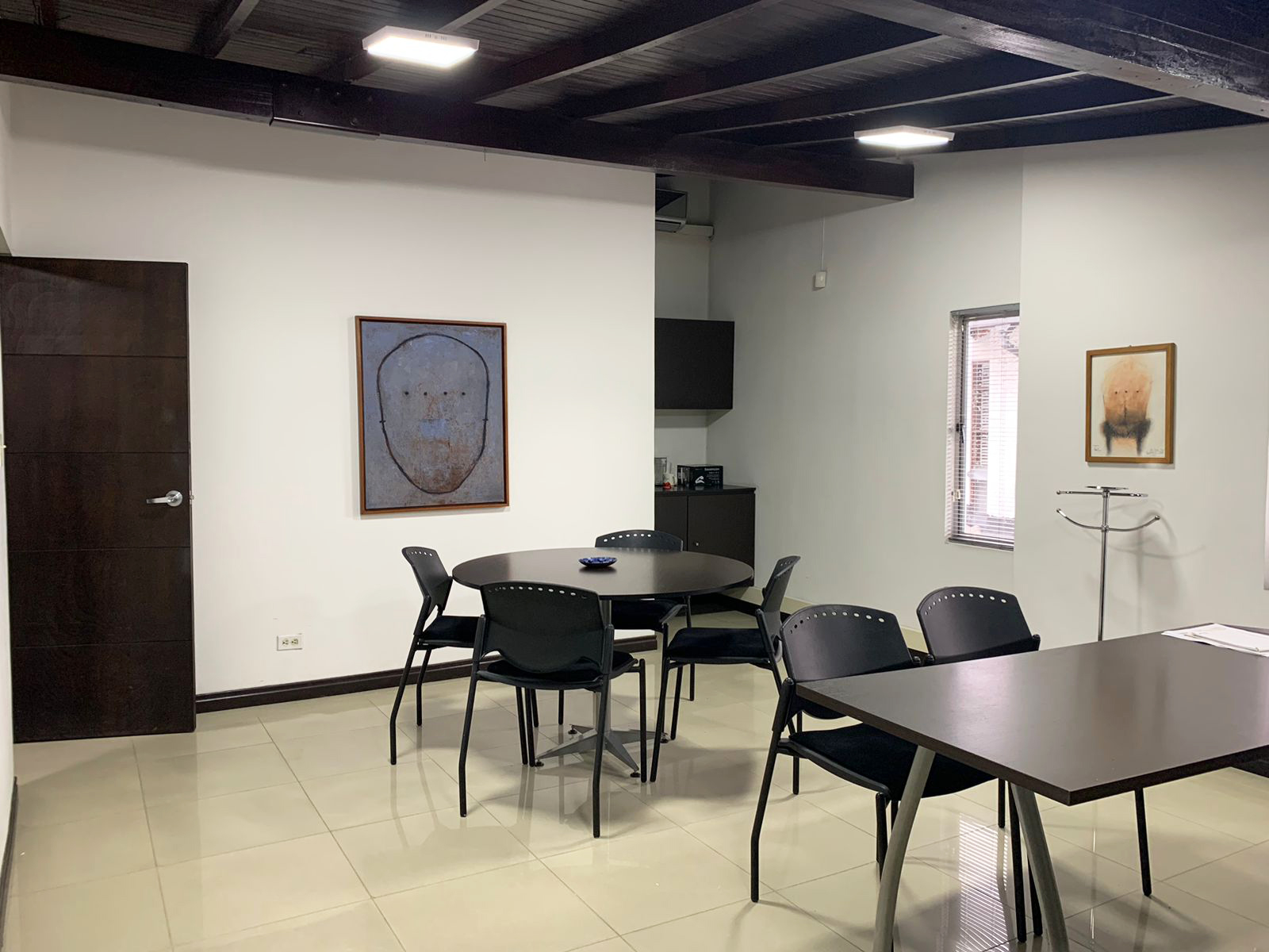 Oficina en venta en La Aguacatala, Medellín, 357 m² · foto 5 de 13