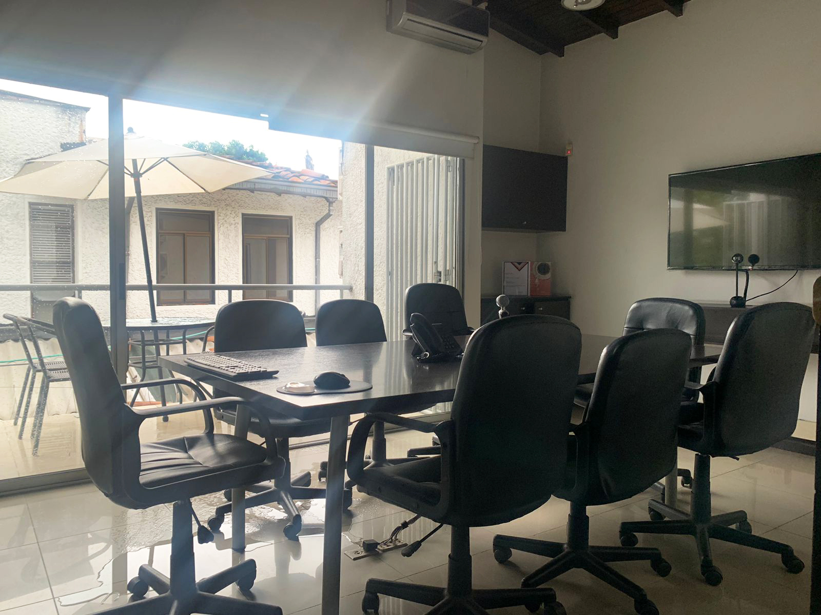 Oficina en venta en La Aguacatala, Medellín, 357 m² · foto 9 de 13
