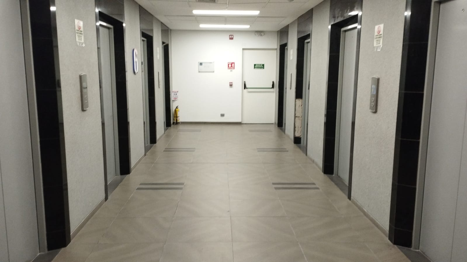 Oficina en venta en Altos Del Prado, Barranquilla, 157 m² · foto 7 de 13