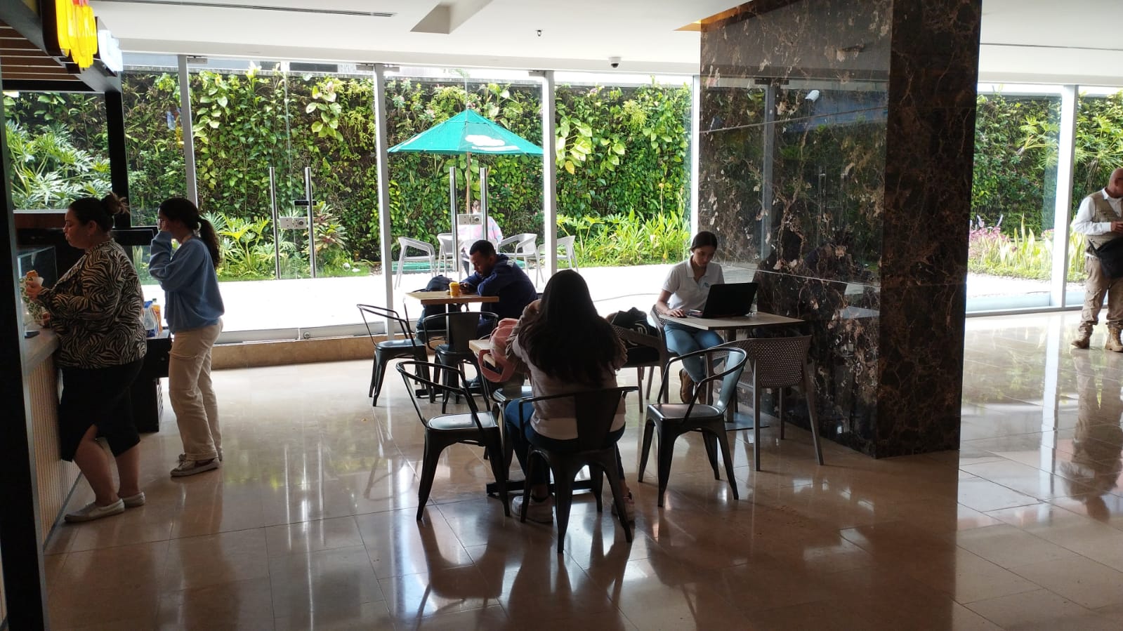 Oficina en venta en Altos Del Prado, Barranquilla, 157 m² · foto 9 de 13