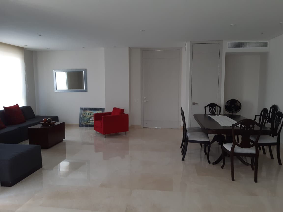 Apartamento en arriendo en Altos De Riomar, Barranquilla · foto 3 de 10