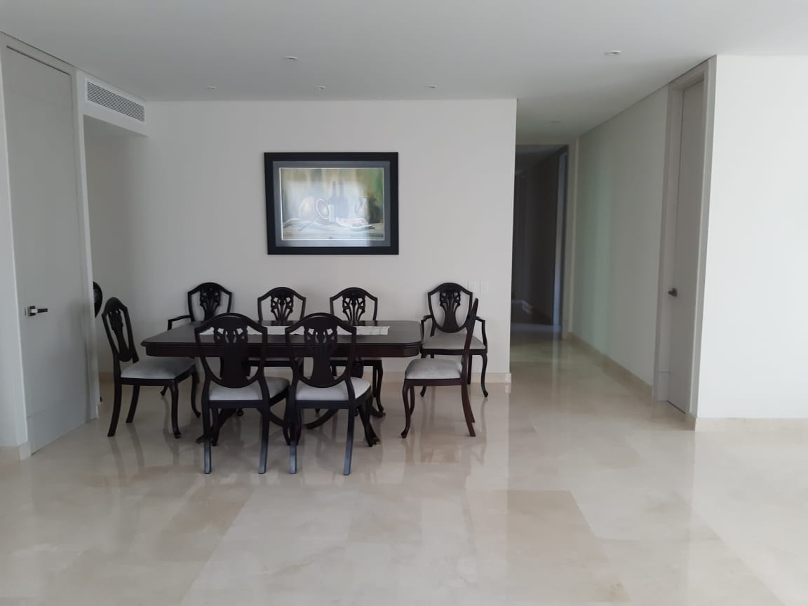 Apartamento en arriendo en Altos De Riomar, Barranquilla · foto 4 de 10