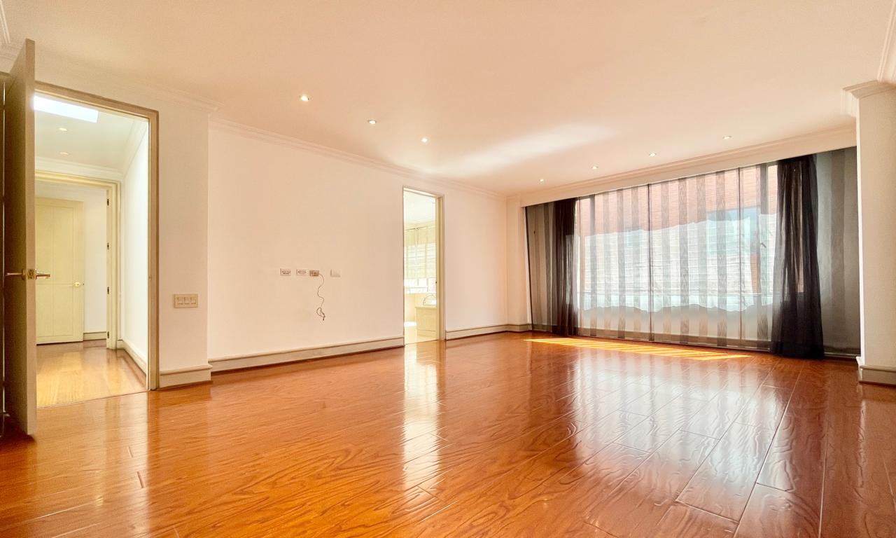 Apartamento en venta en Chicó Reservado, Bogotá · foto 13 de 18