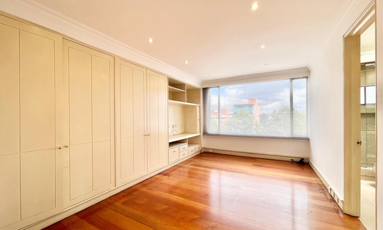Apartamento en venta en Chicó Reservado, Bogotá · foto 15 de 18