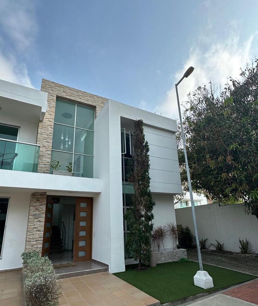 Casa de 3 alcobas en venta en Conjunto Residencial Villa Campestre, Barranquilla, 160 m² · foto 3 de 10