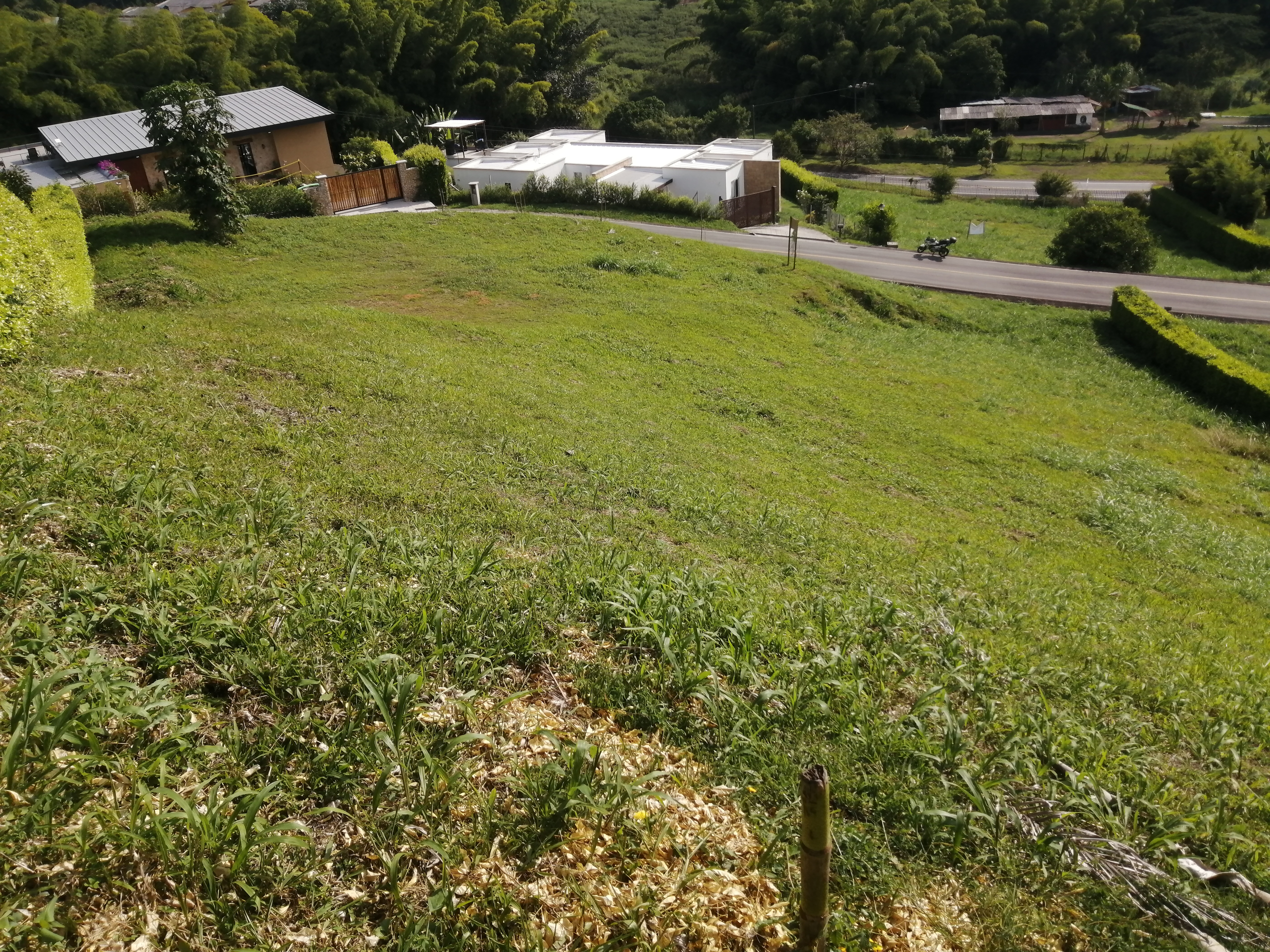 Lote en venta en El Rosario, Manizales, 2070 m² · foto 5 de 5