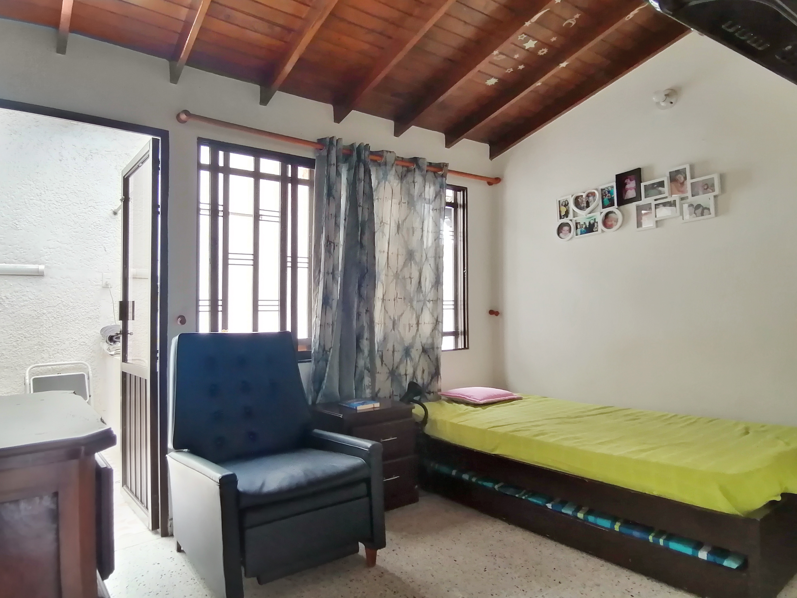 Casa de 4 alcobas en venta en La Gloria, Medellín, 190 m² · foto 12 de 17