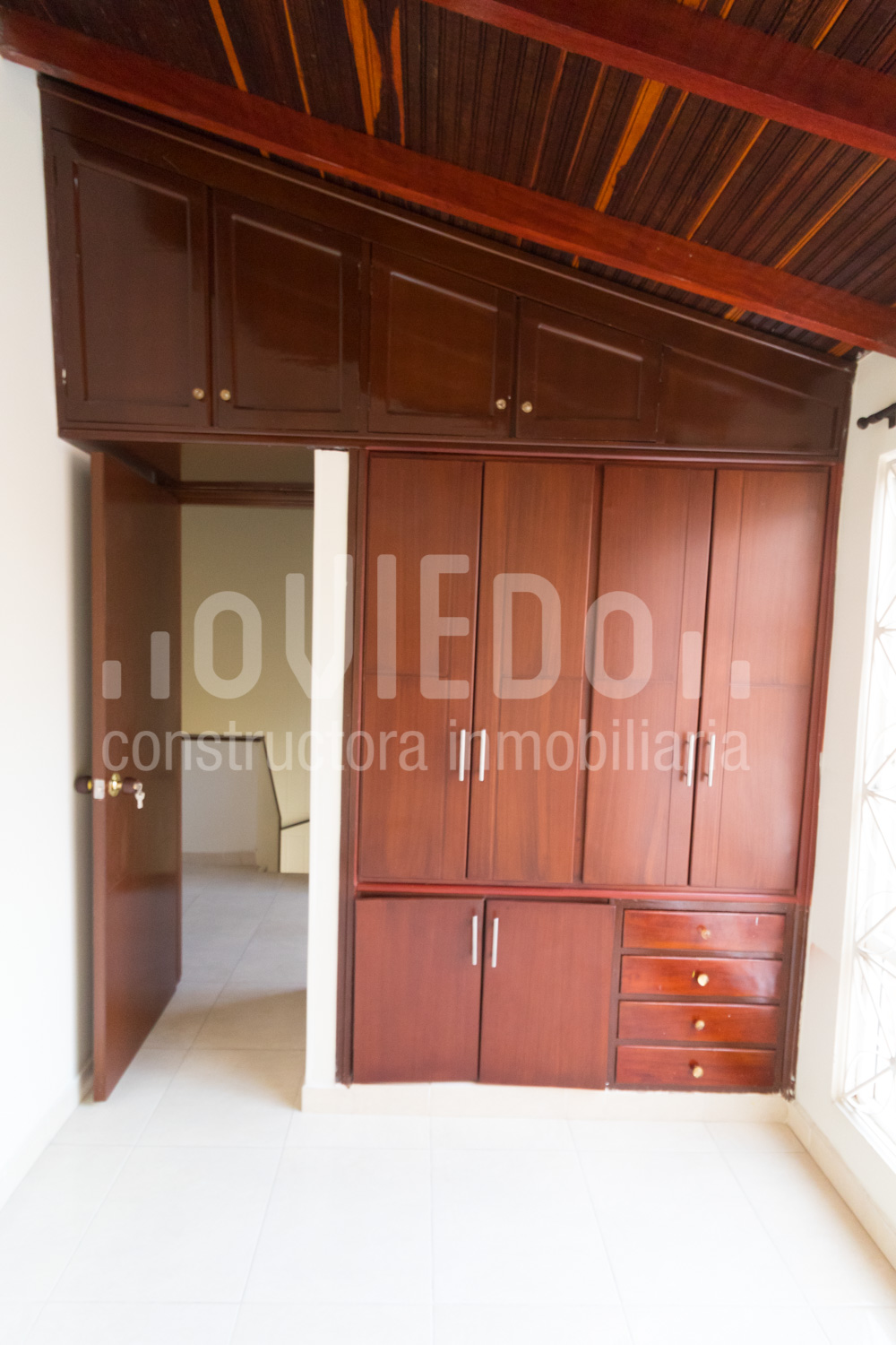 Casa de 3 alcobas en venta en Co. Nuevo Pinares, Piedecuesta, 160 m² · foto 5 de 11