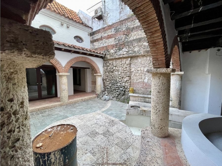 Casa de 4 alcobas en venta en El Centro, Cartagena, 400 m² · foto 2 de 24