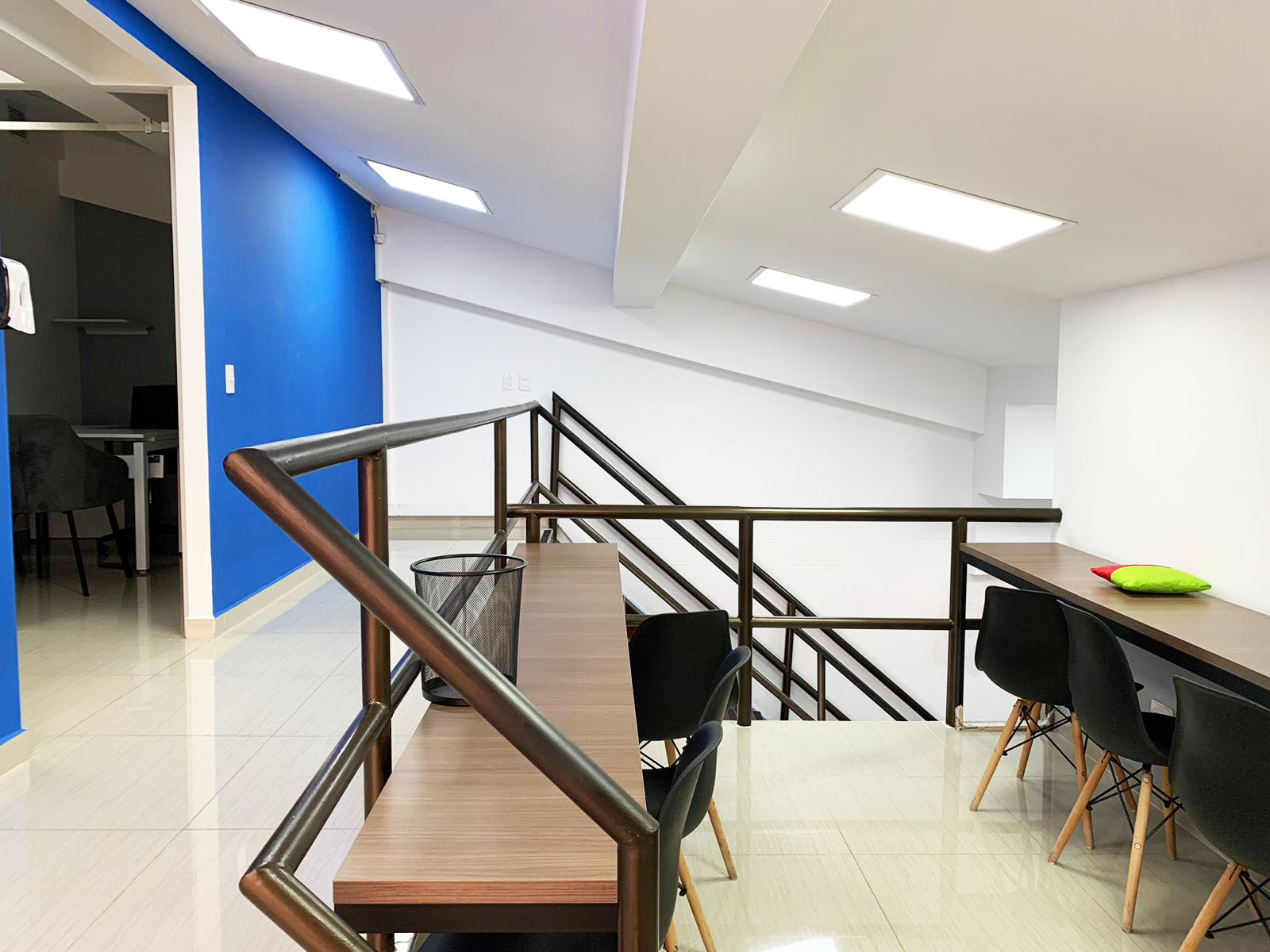 Oficina en arriendo en Villa Carlota, Medellín, 148 m² · foto 6 de 13