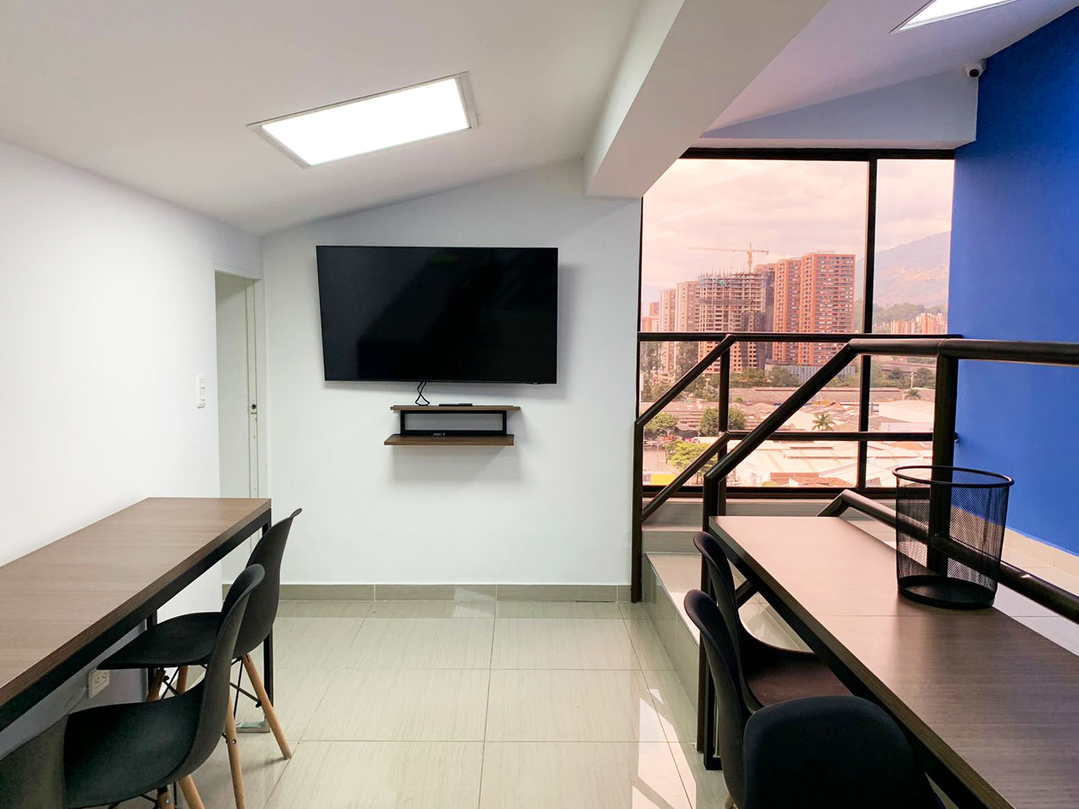 Oficina en arriendo en Villa Carlota, Medellín, 148 m² · foto 7 de 13