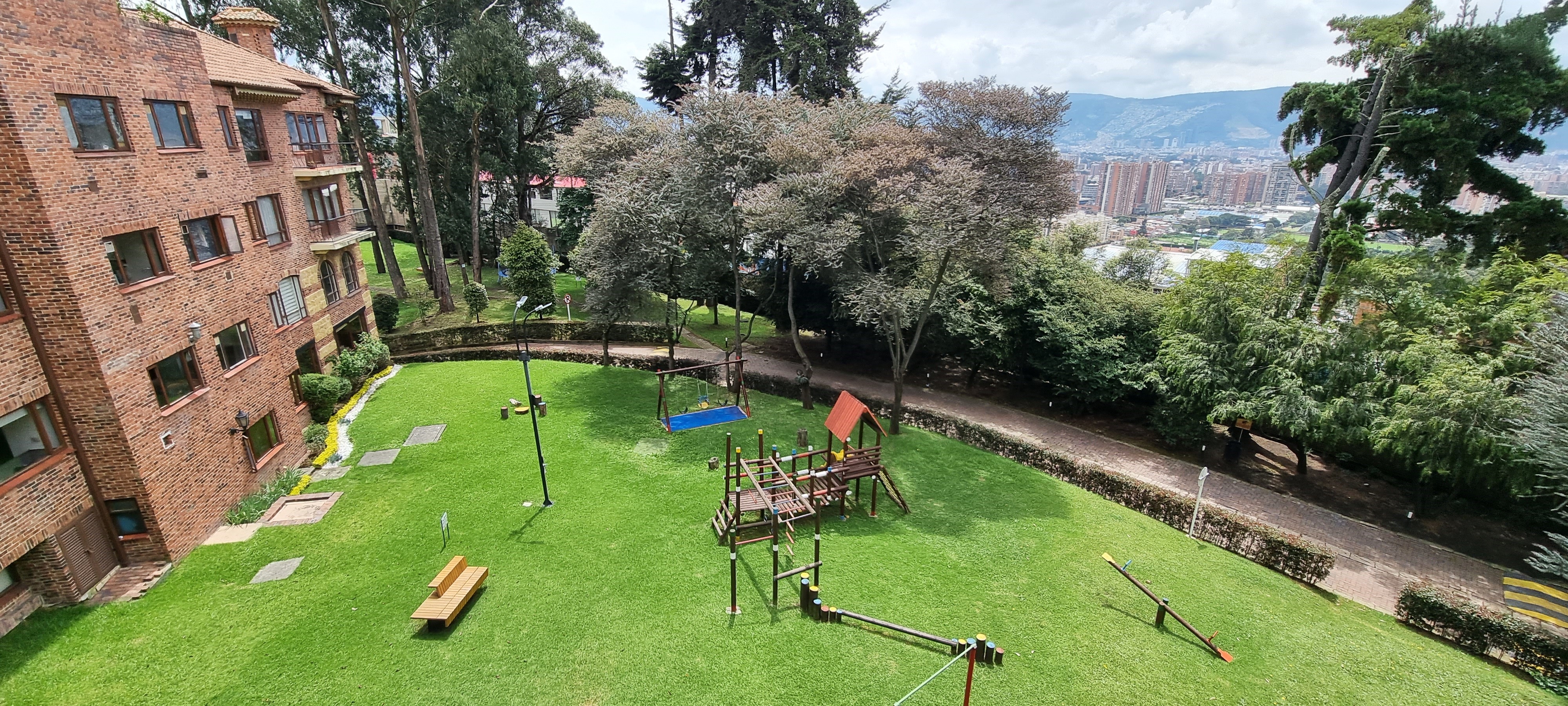 Apartamento en venta en Cerros De Suba, Bogotá · foto 22 de 24