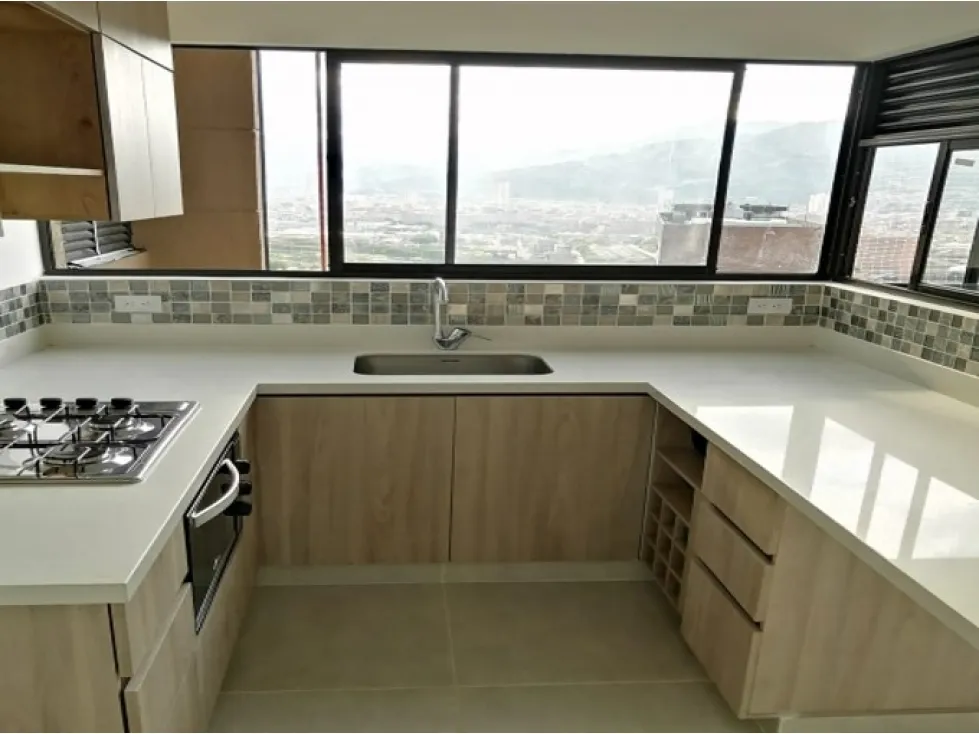 Apartamento de 3 alcobas en venta en Entre Amigos, Sabaneta, 65 m² · foto 2 de 8