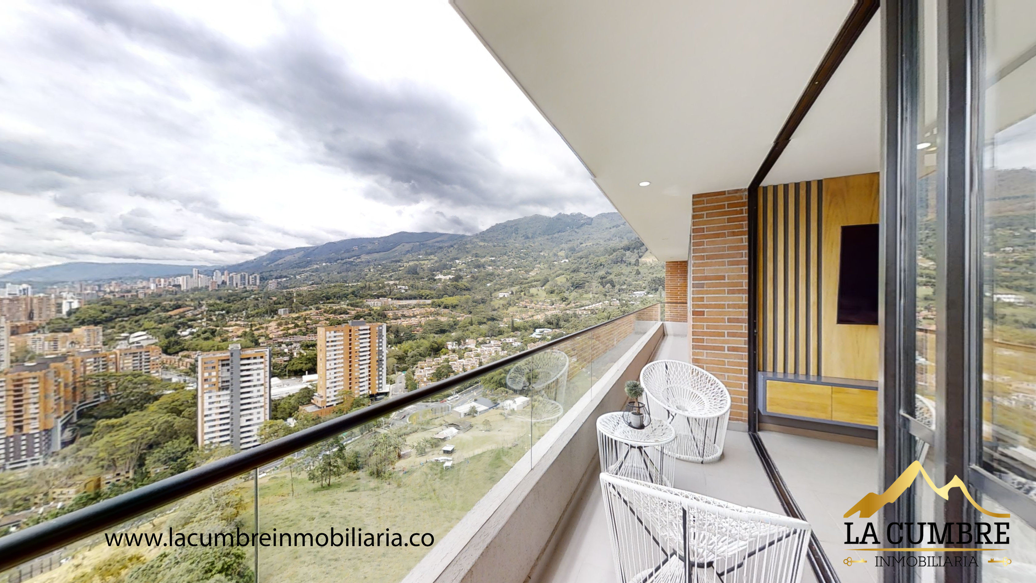 Apartamento de 3 alcobas en arriendo en Camino Verde, Envigado, 107 m² · foto 13 de 13