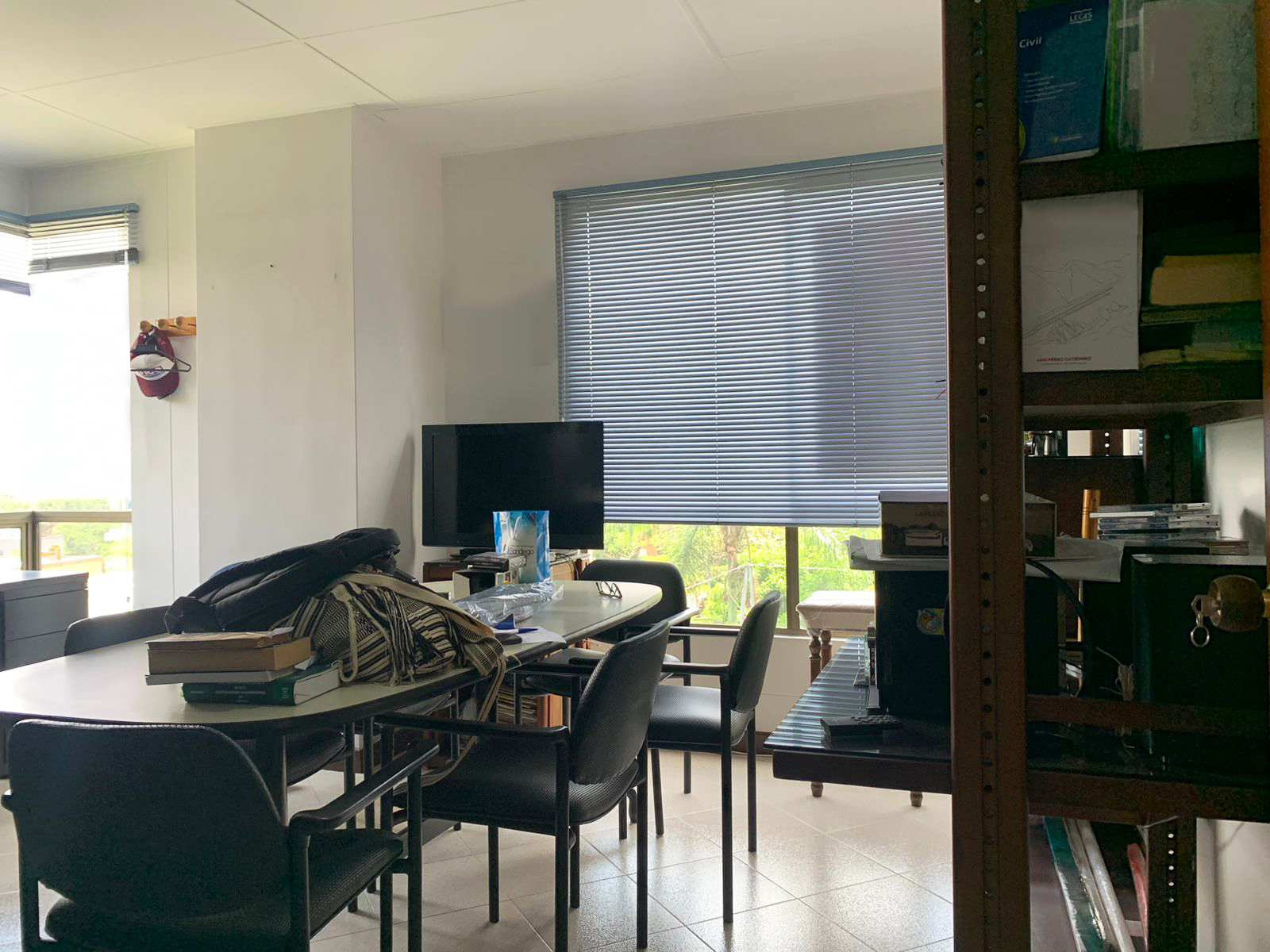 Oficina en arriendo en Patio Bonito, Medellín, 48 m² · foto 4 de 8