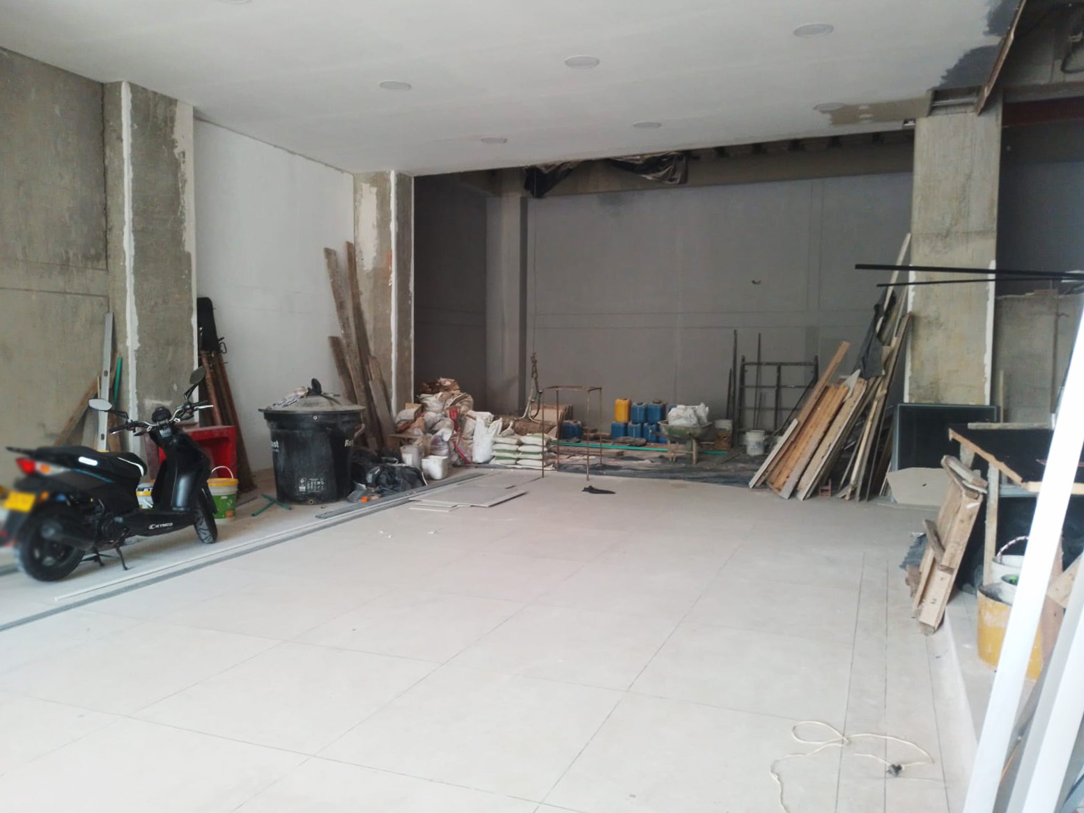 Local en arriendo en Laureles, Medellín, 209 m² · foto 5 de 12