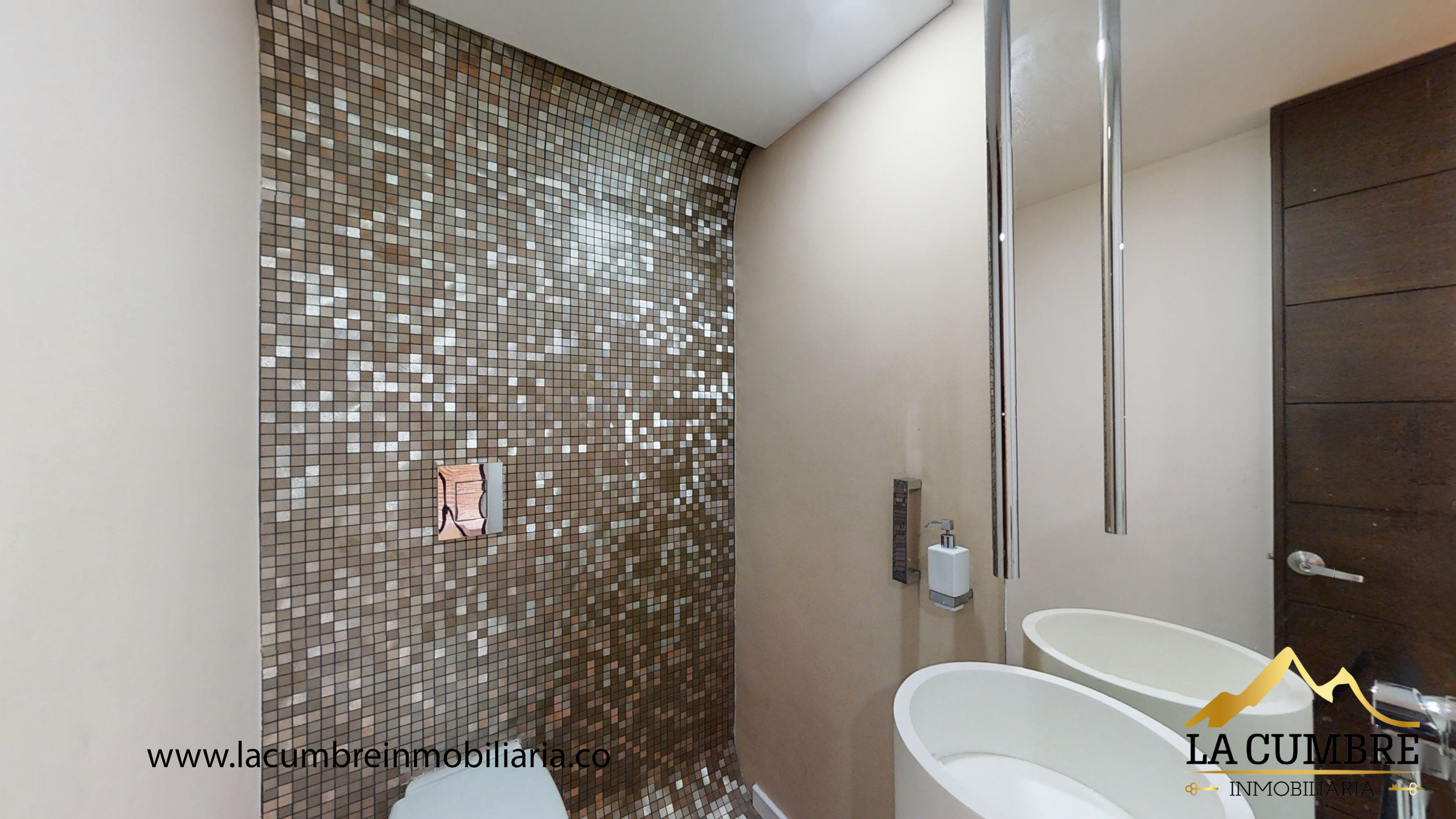 Casa de 3 alcobas en venta en Loma Del Esmeraldal, Envigado, 287 m² · foto 14 de 19