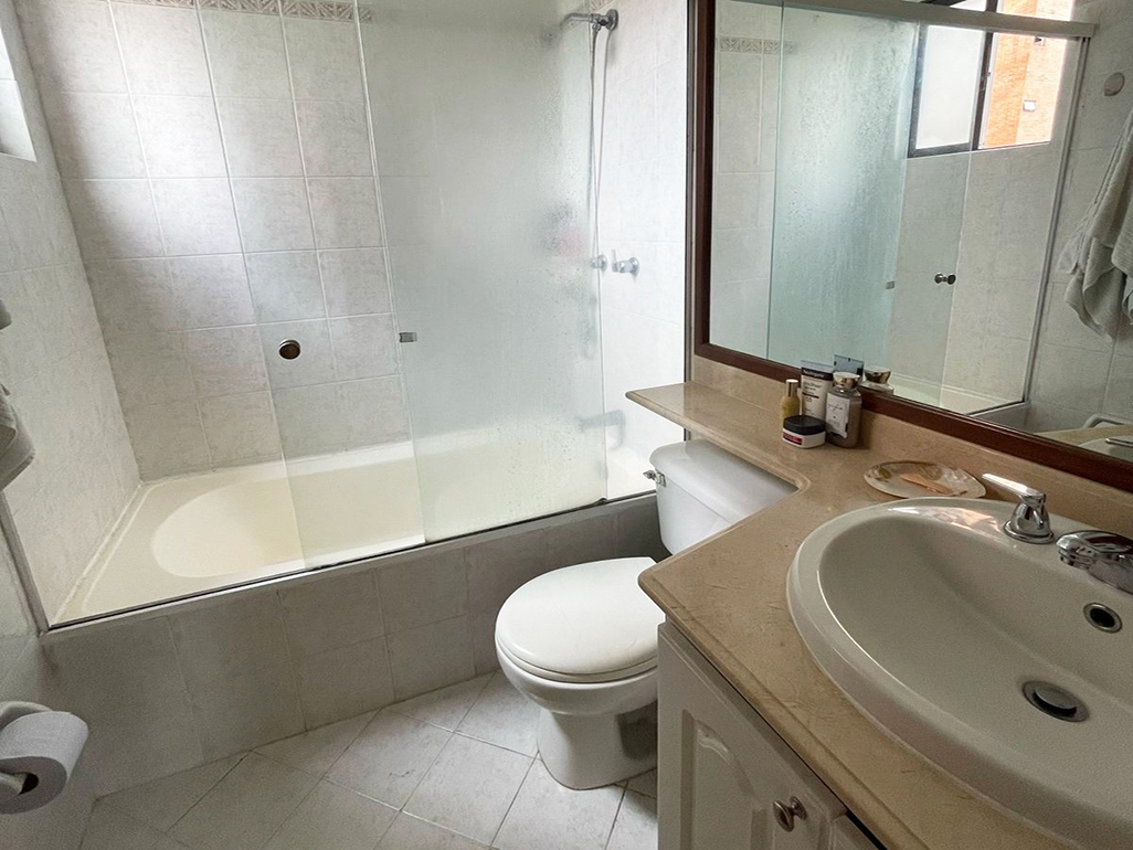 Apartamento de 3 alcobas en venta en El Diamante 2, Medellín, 130 m² · foto 11 de 11