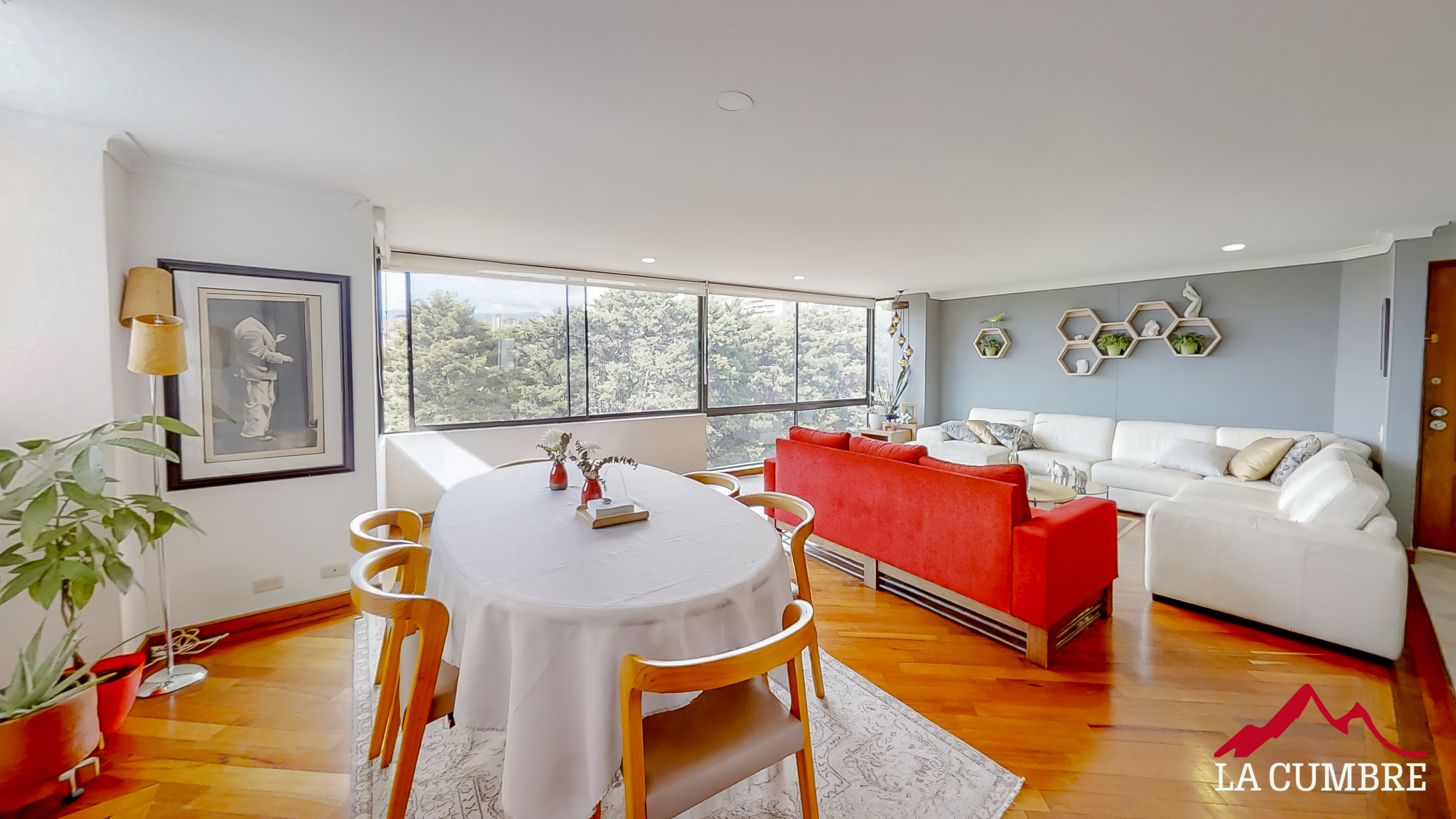 Apartamento de 4 alcobas en arriendo en El Diamante No.2, Medellín, 200 m² · foto 4 de 11