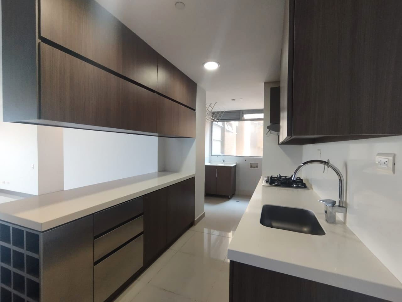 Apartamento en arriendo en Castropol, Medellín · foto 15 de 19
