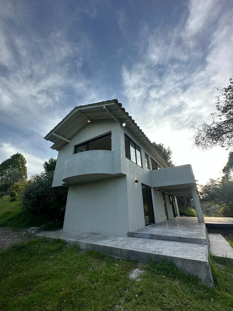 3BR Country House in Cuchillas de san jose (3200 m²) for Sale - 3
