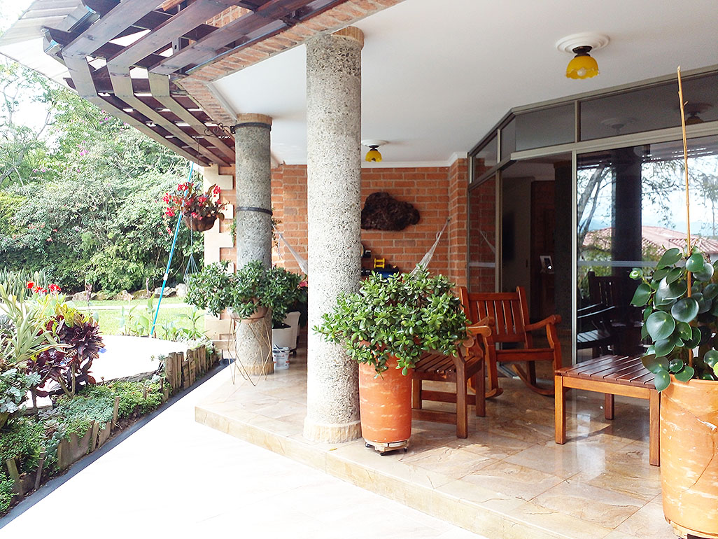 Casa de 3 alcobas en venta en Loma Del Escobero, Envigado, 400 m² · foto 19 de 20