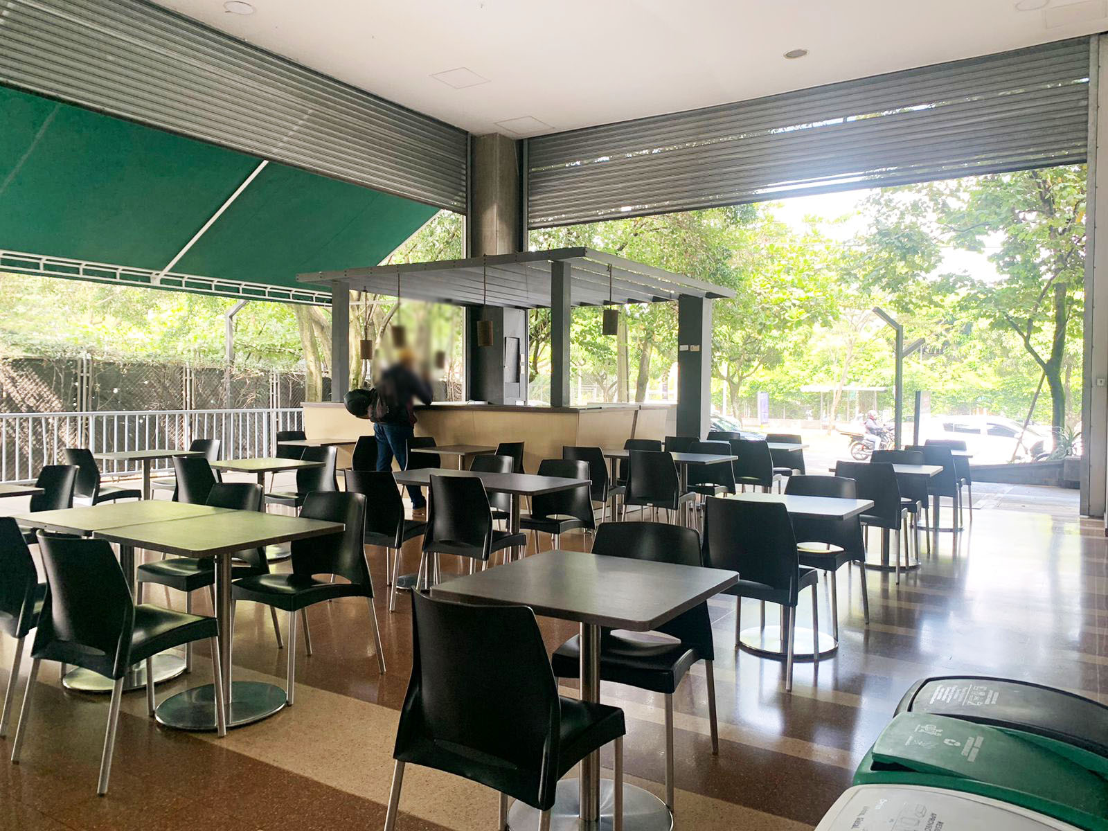 Local en arriendo en Patio Bonito, Medellín, 235 m² · foto 6 de 8