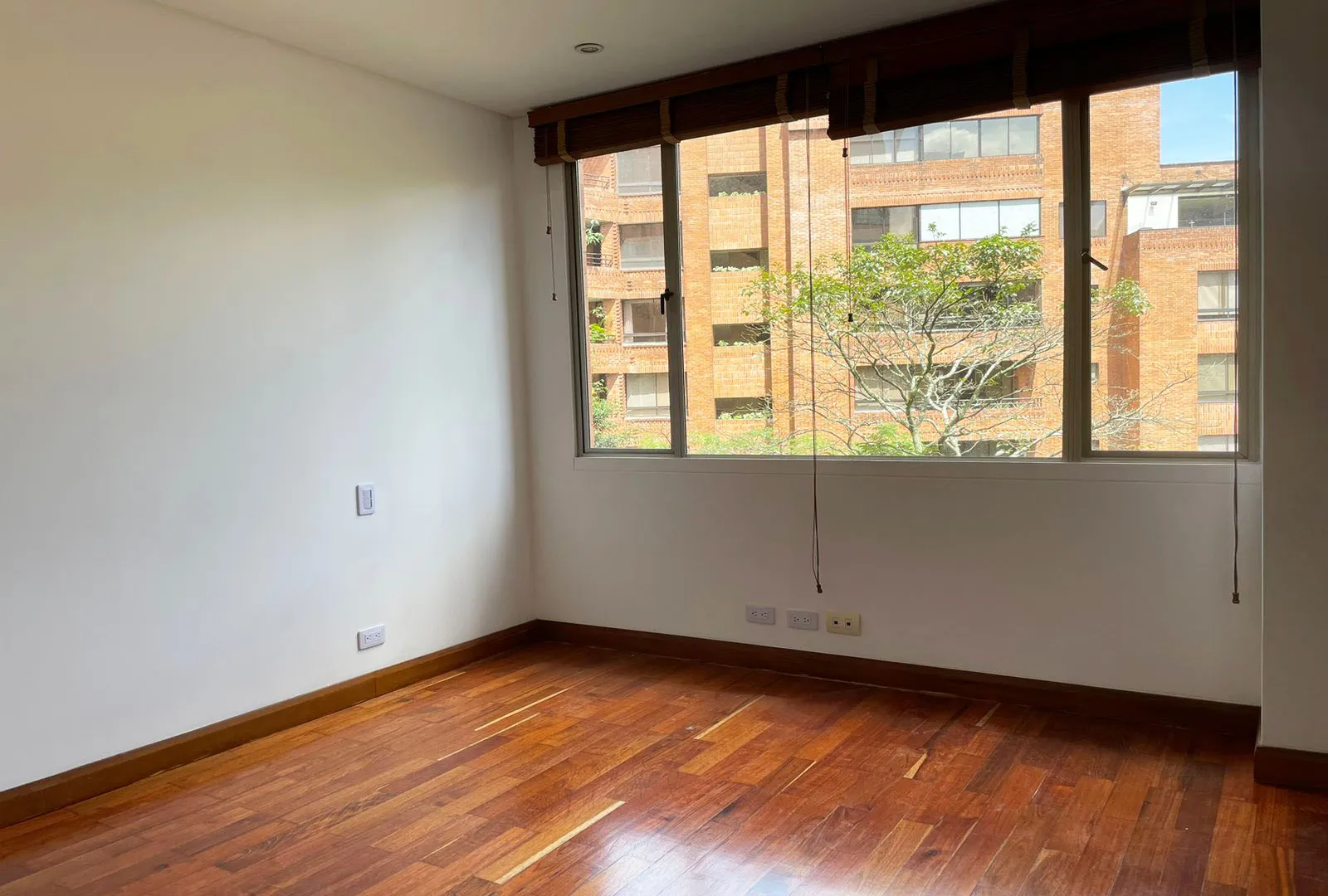 Apartamento de 3 alcobas en venta en La Florida, Medellín, 193 m² · foto 13 de 19