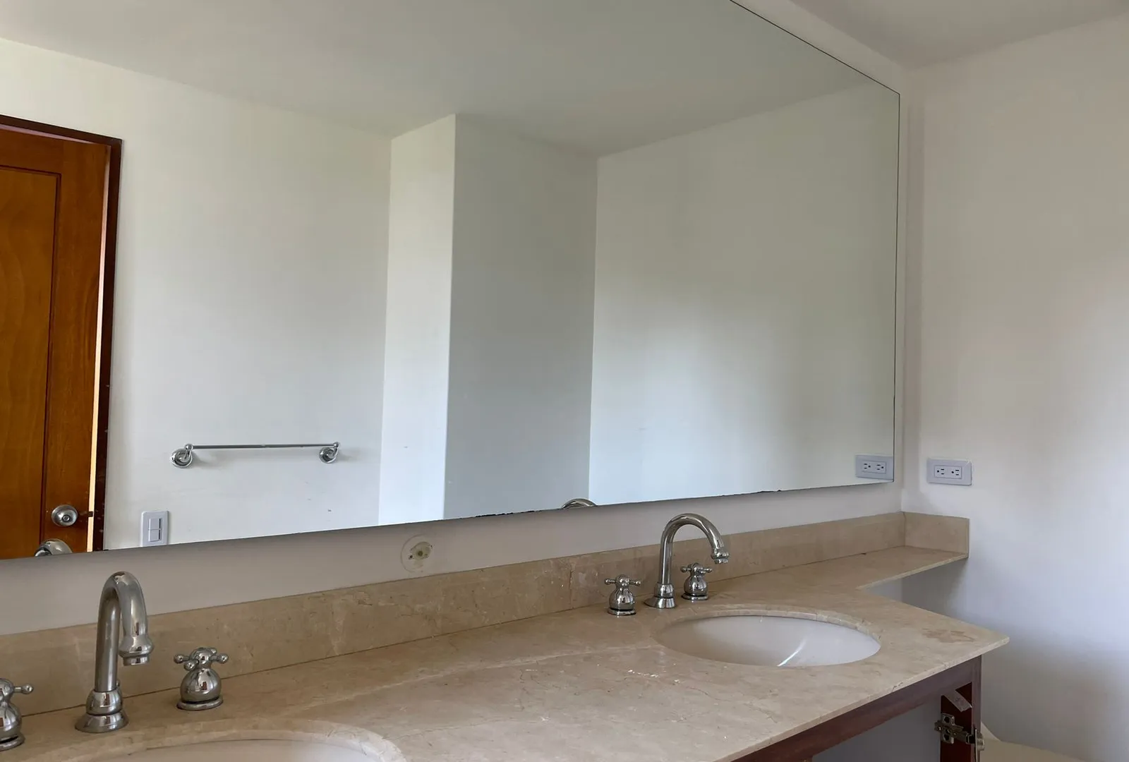Apartamento de 3 alcobas en venta en La Florida, Medellín, 193 m² · foto 15 de 19