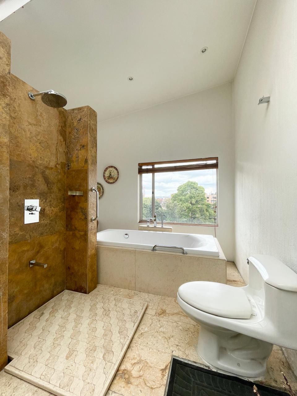 Apartamento de 2 alcobas en venta en La Cabrera, Bogotá, 570 m² · foto 11 de 16