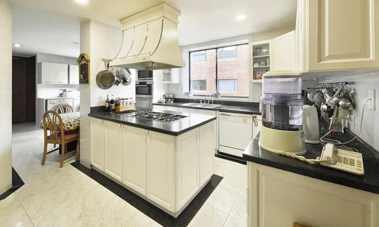 Apartamento de 2 alcobas en venta en La Cabrera, Bogotá, 570 m² · foto 4 de 16