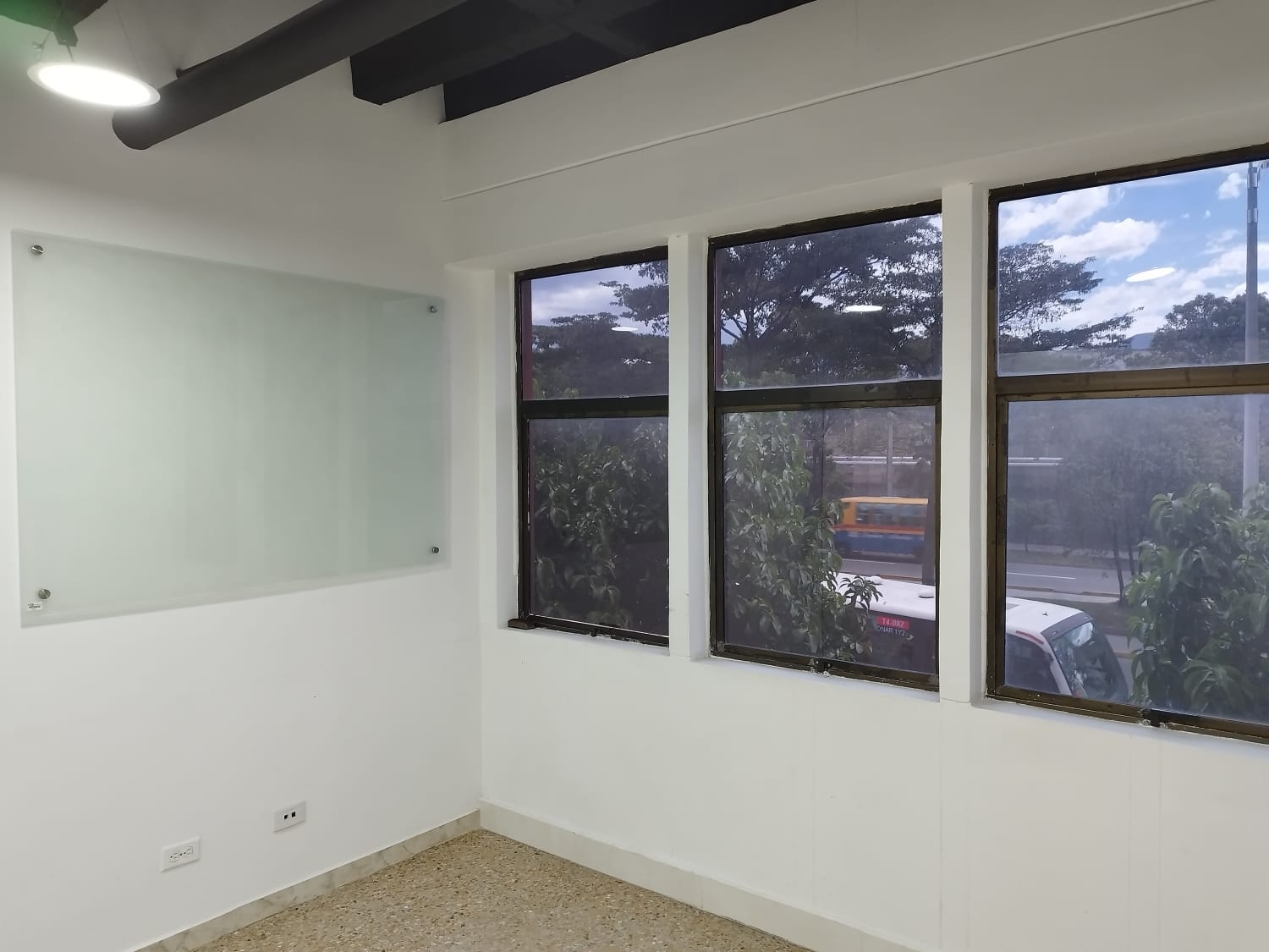 Oficina en arriendo en La Candelaria, Medellín, 160 m² · foto 11 de 17
