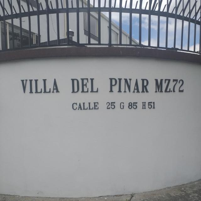 Casa en venta en Modelia Occidental, Bogotá · foto 2 de 12