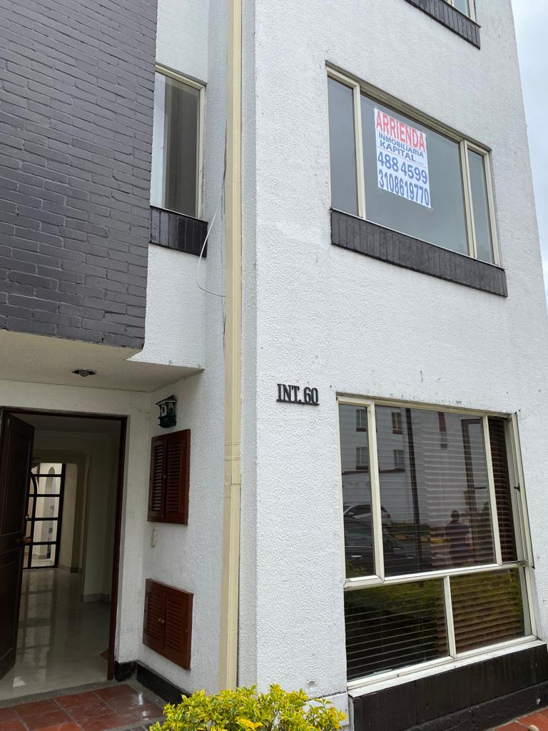 Casa en venta en Modelia Occidental, Bogotá · foto 6 de 12