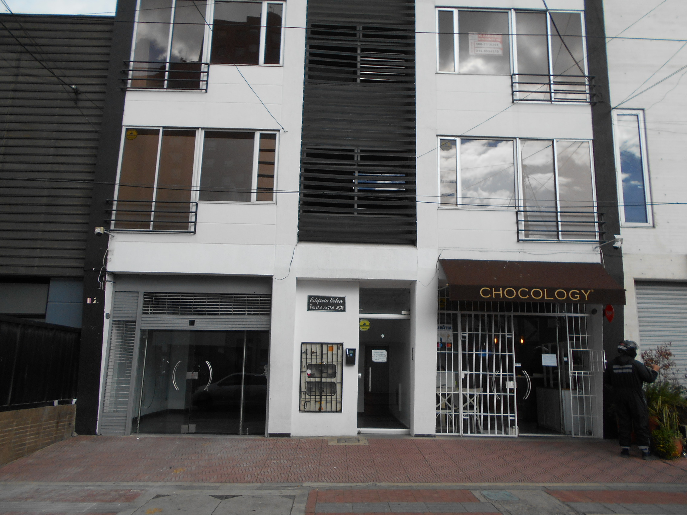 Oficina en Arriendo en Lago gaitan, Bogotá
