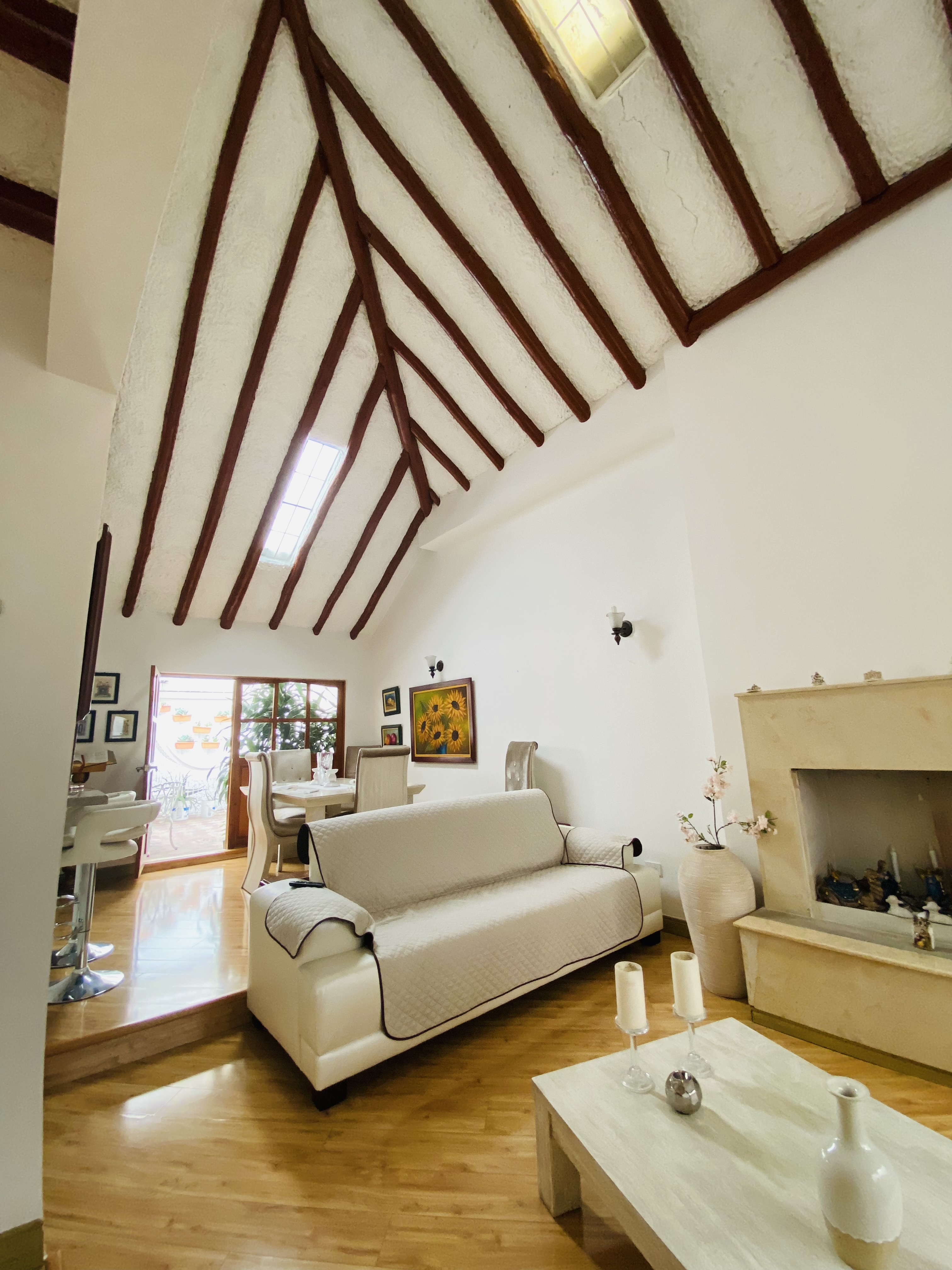 Casa en venta en Alhambra, Bogotá · foto 9 de 24