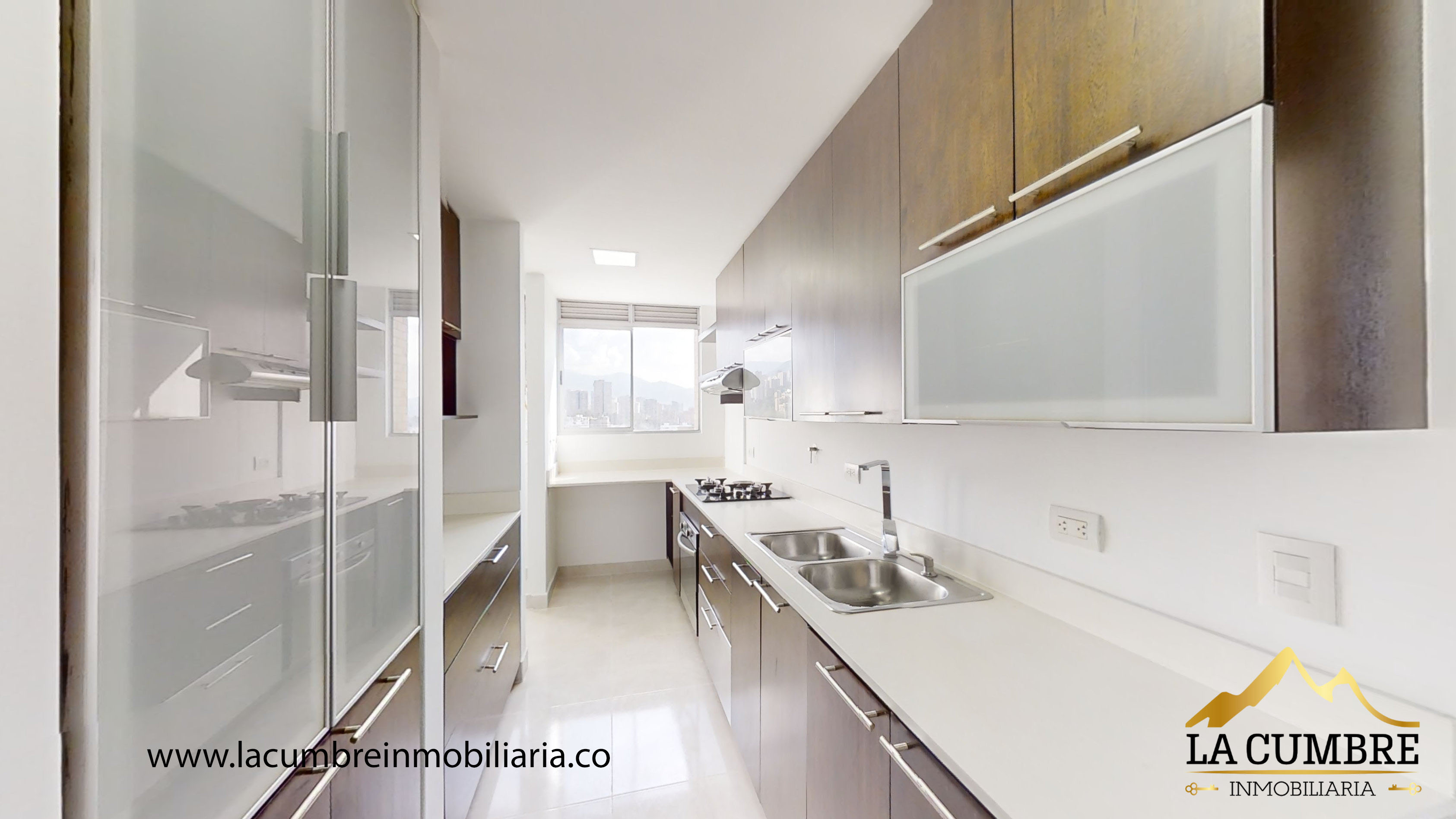Apartamento en arriendo en El Poblado, Medellín · foto 6 de 16