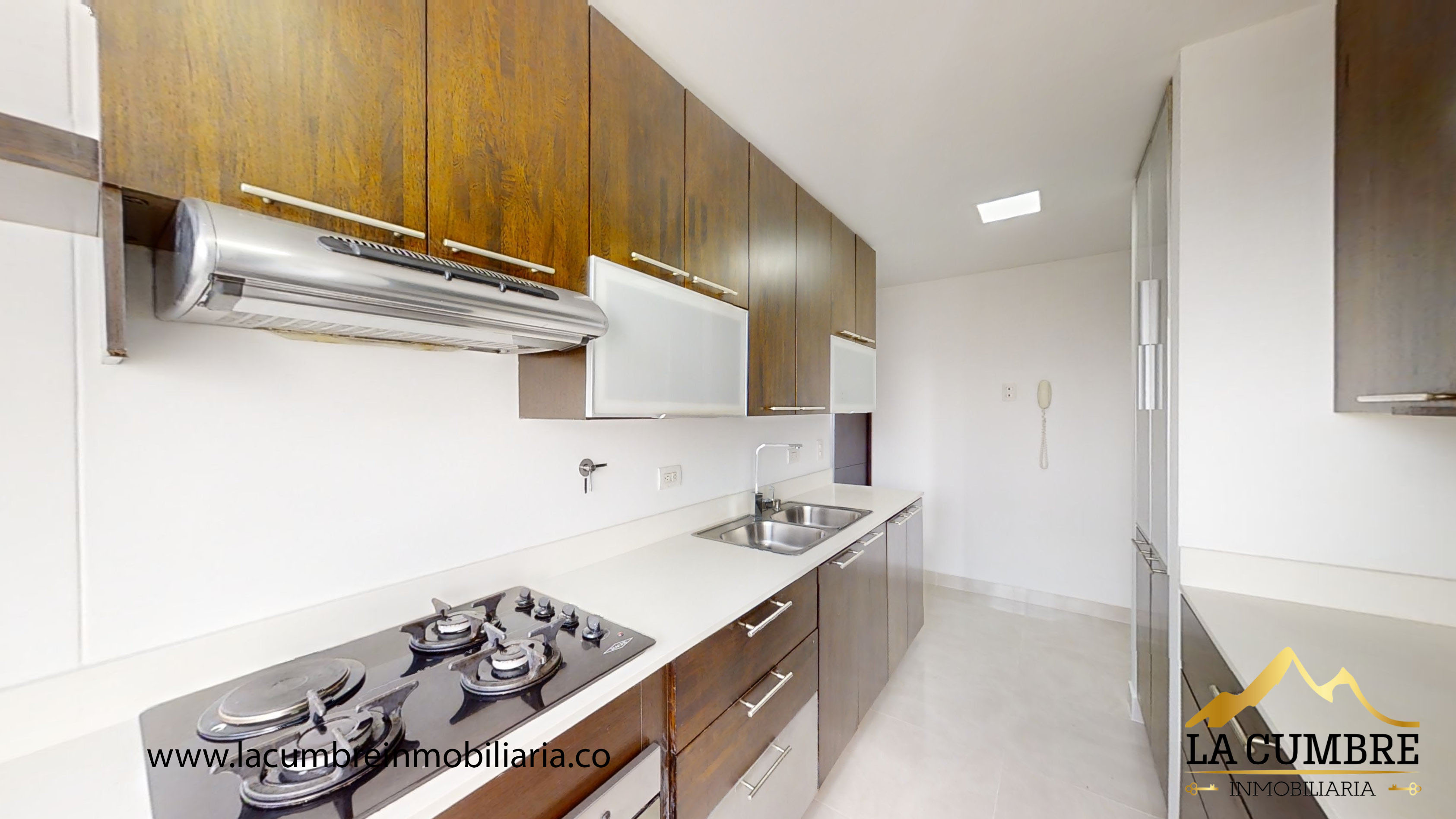 Apartamento en arriendo en El Poblado, Medellín · foto 7 de 16