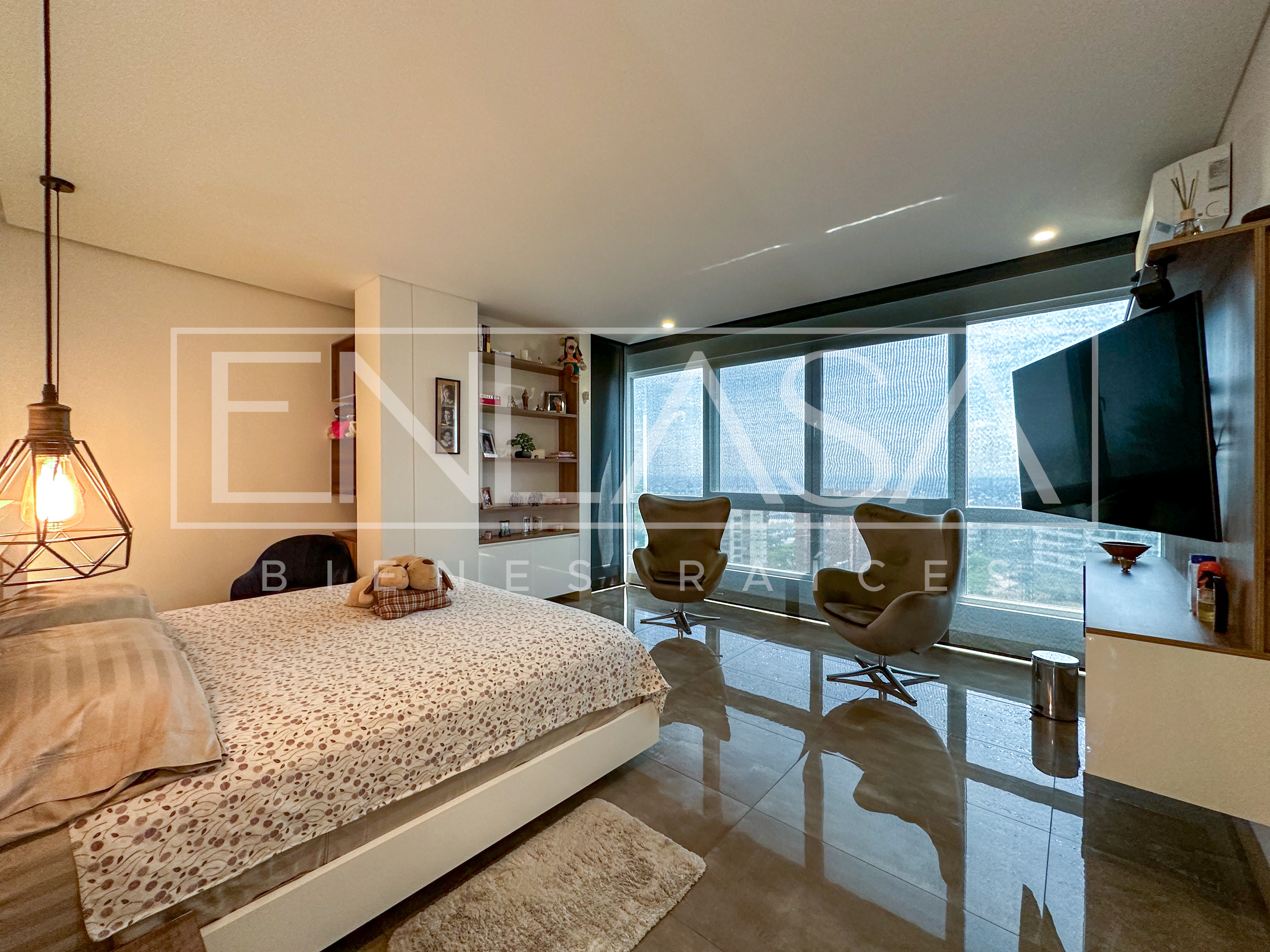 Casa de 4 alcobas en venta en Cristales, Cali, 615 m² · foto 18 de 24
