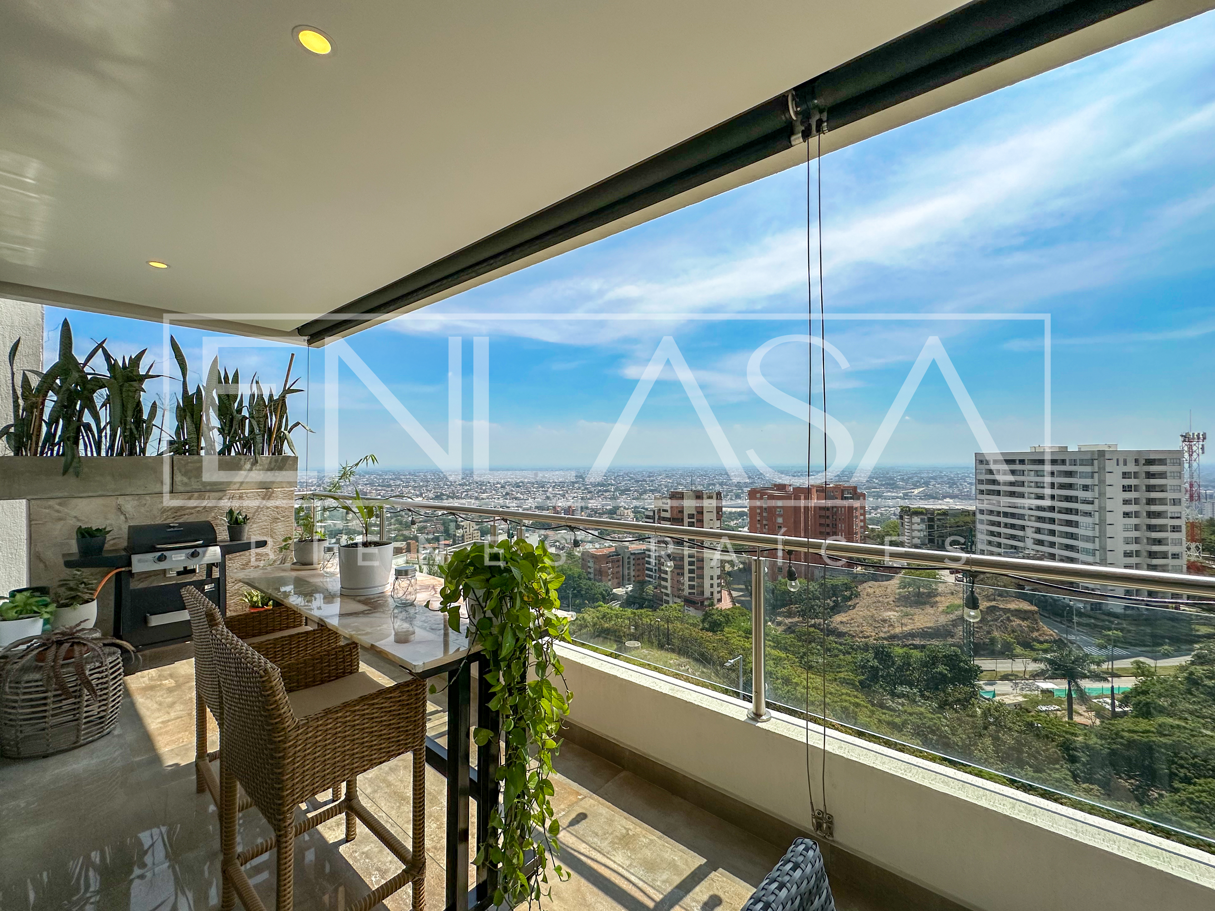 Casa de 4 alcobas en venta en Cristales, Cali, 615 m² · foto 10 de 24