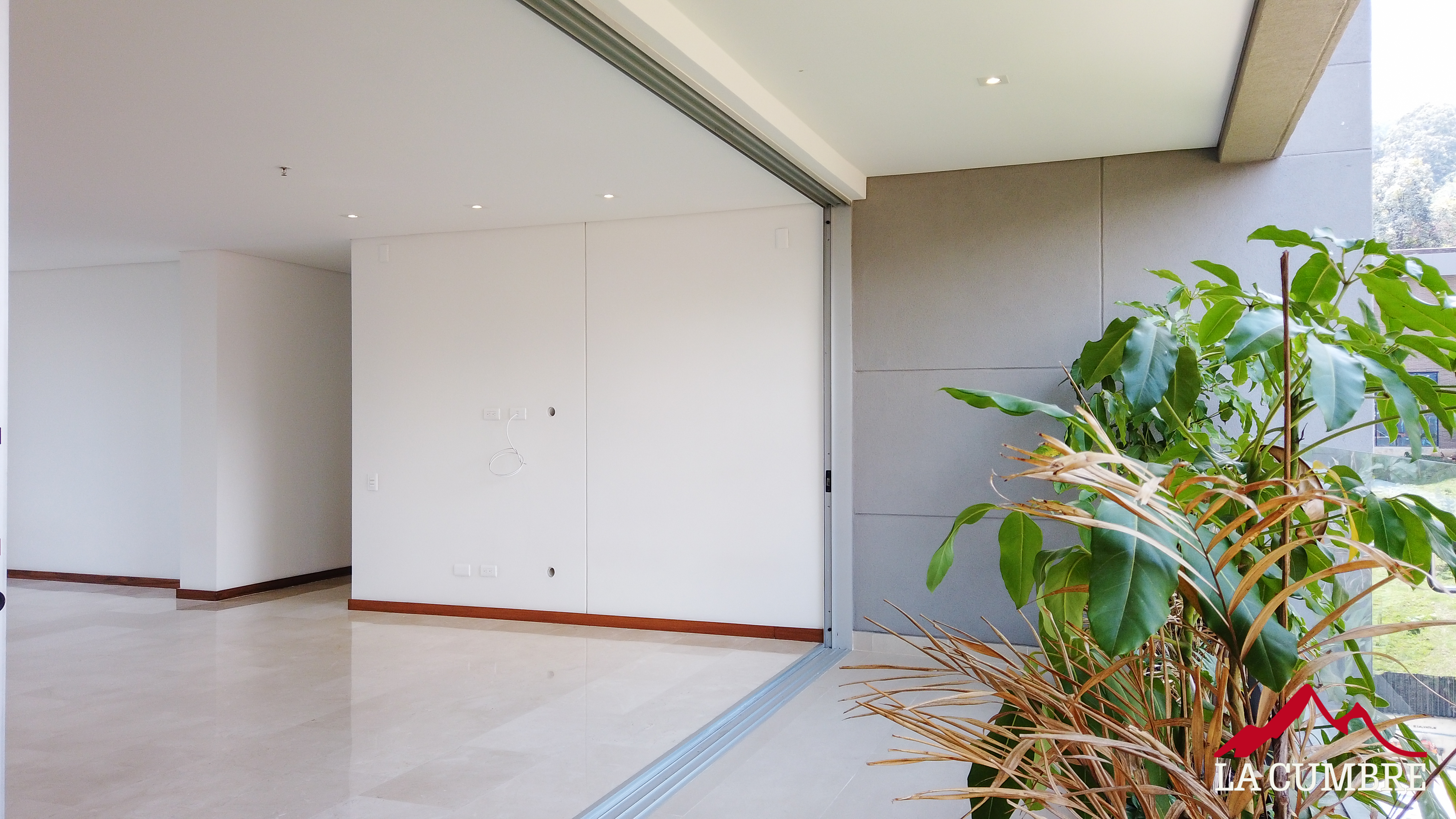 Apartamento en arriendo en El Tesoro, Medellín · foto 4 de 12